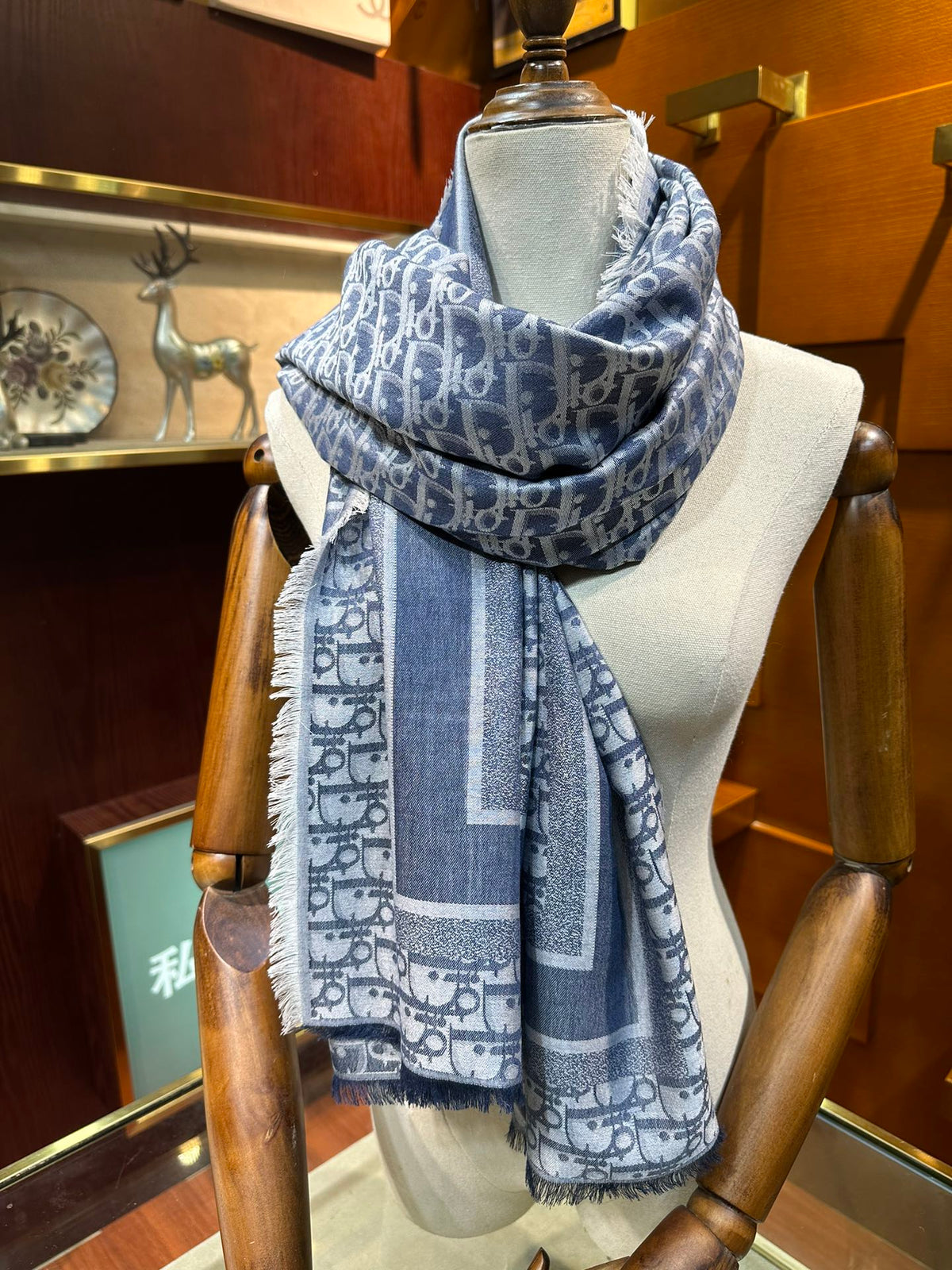 velvet fashion accessory for women - alternate angle view 2