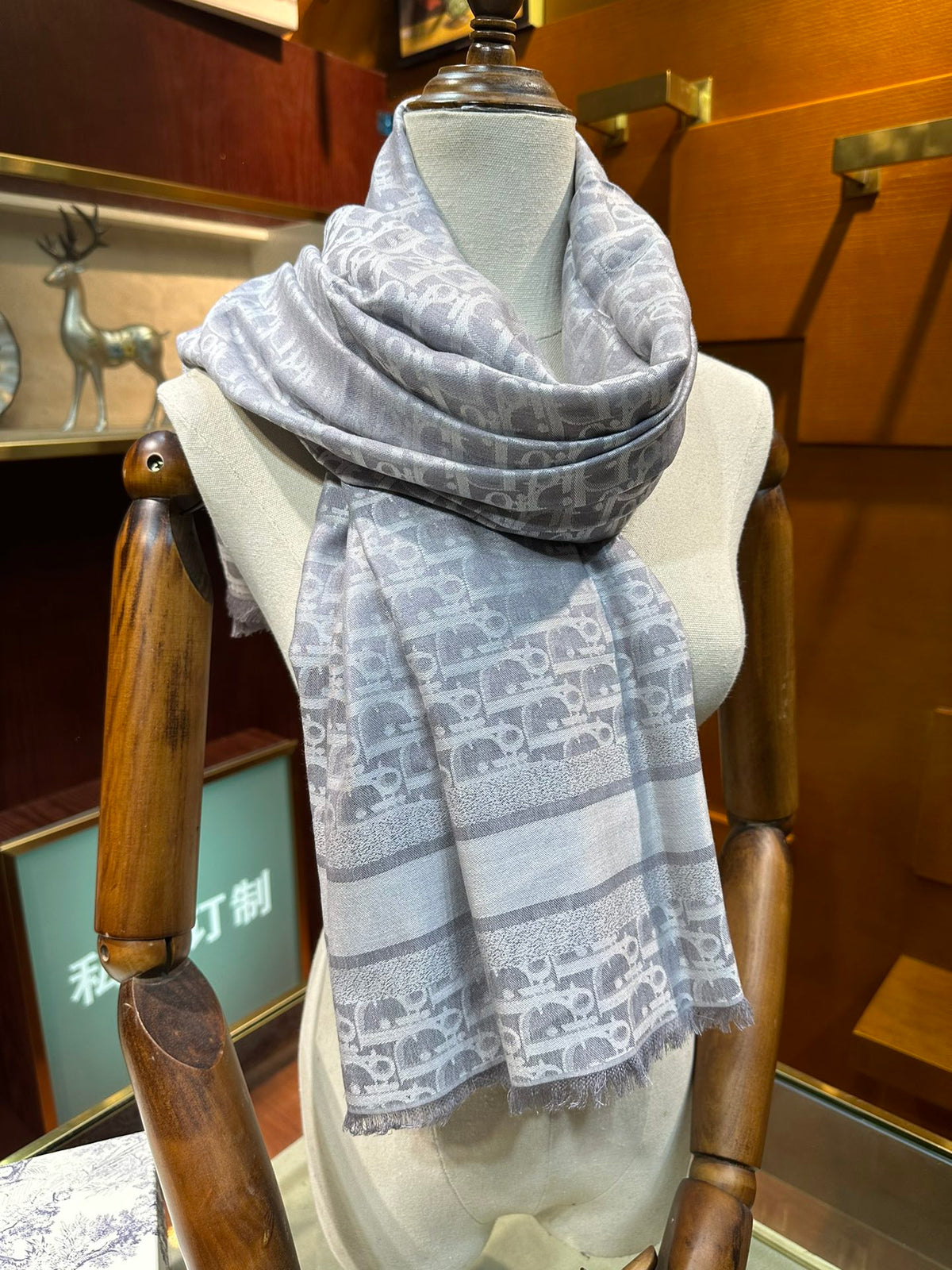 velvet fashion accessory for women - alternate angle view 2