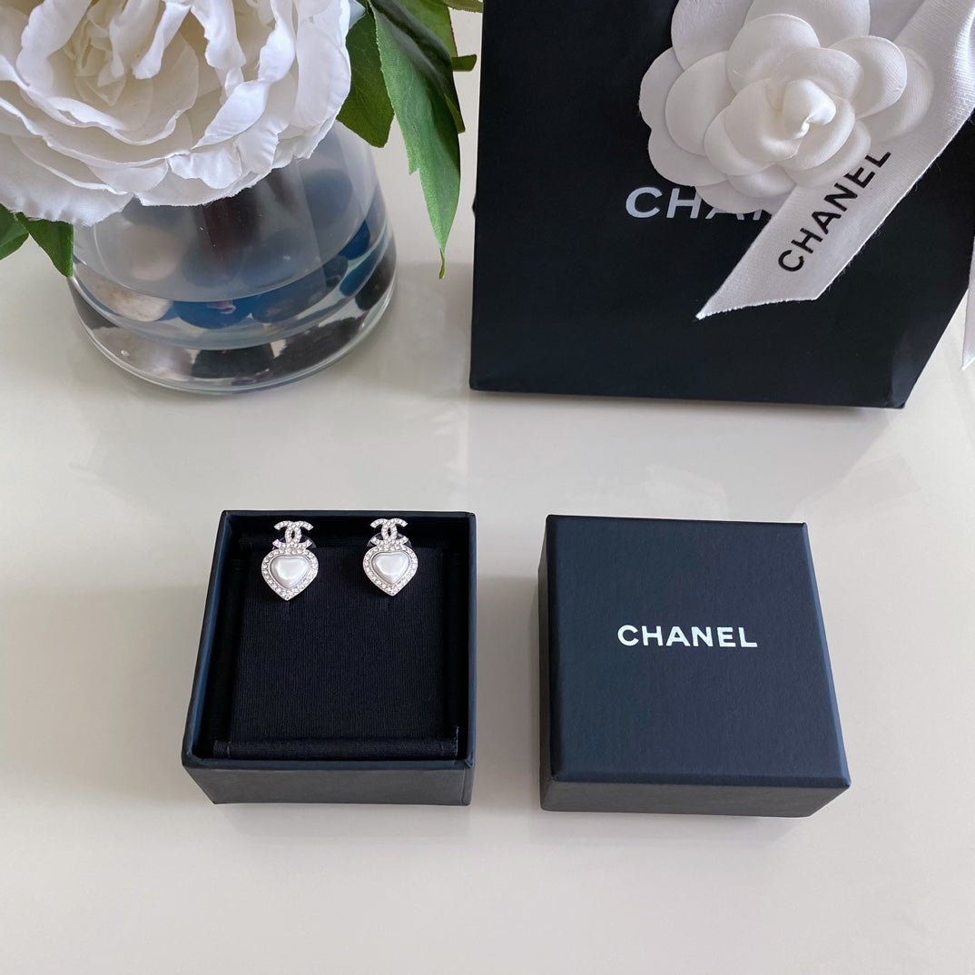 silver pearl heart Stud Earrings for women - alternate angle view 5
