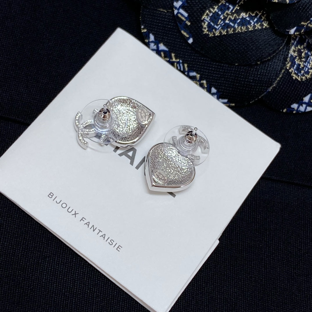 silver pearl heart Stud Earrings for women - alternate angle view 7