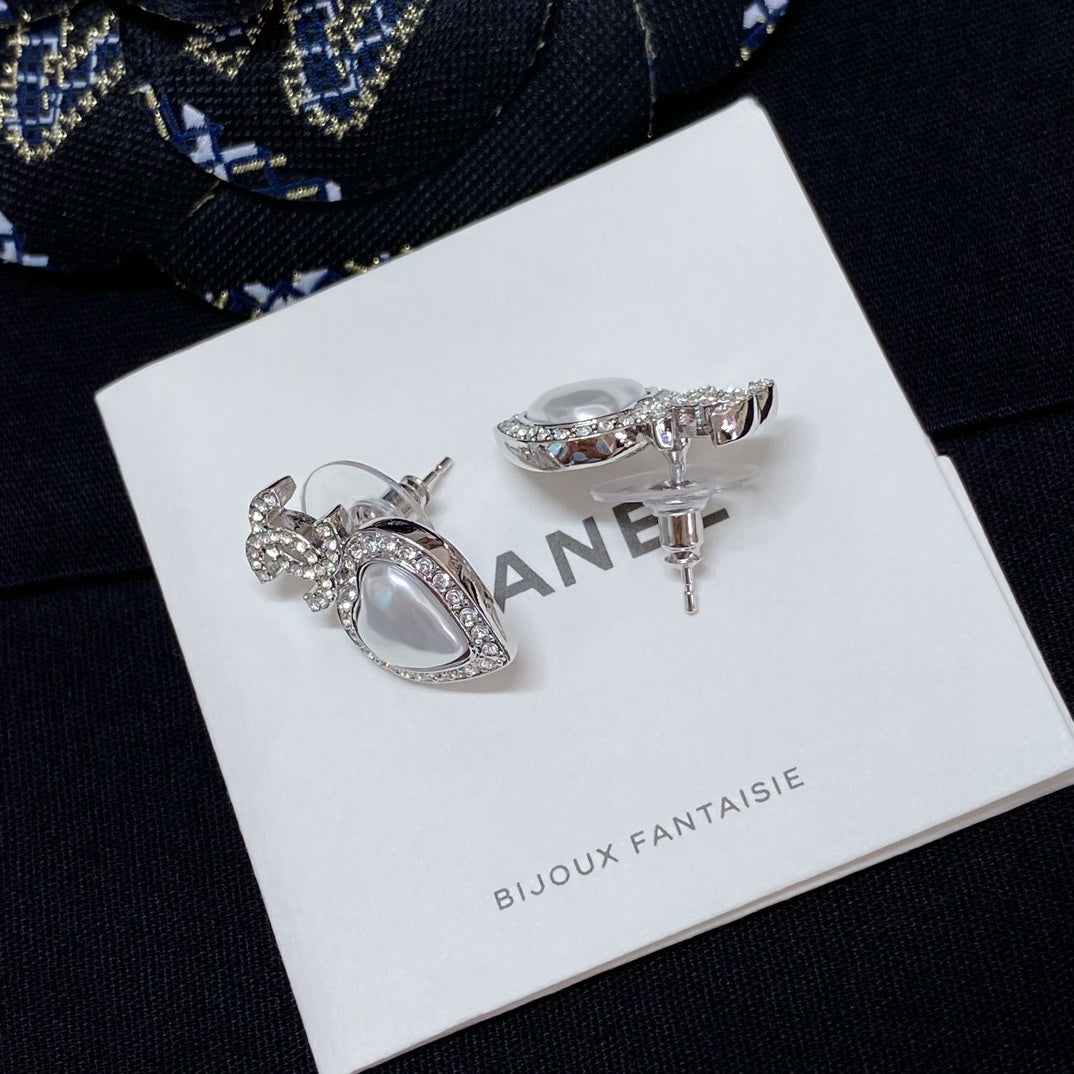 silver pearl heart Stud Earrings for women - alternate angle view 6