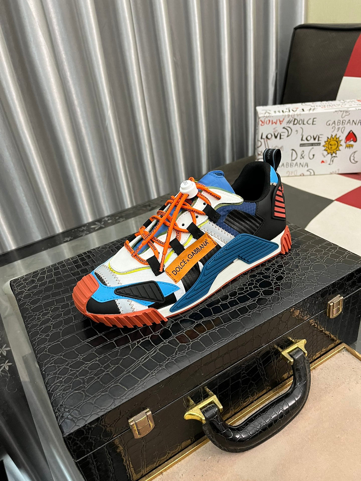 Dolce & Gabbana DG Couple's Casual Sneakers