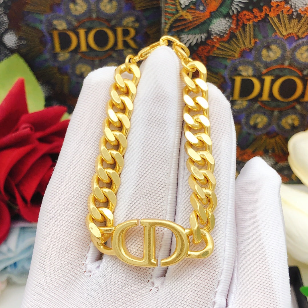 yellow brass Bracelet for women - alternate angle view 3