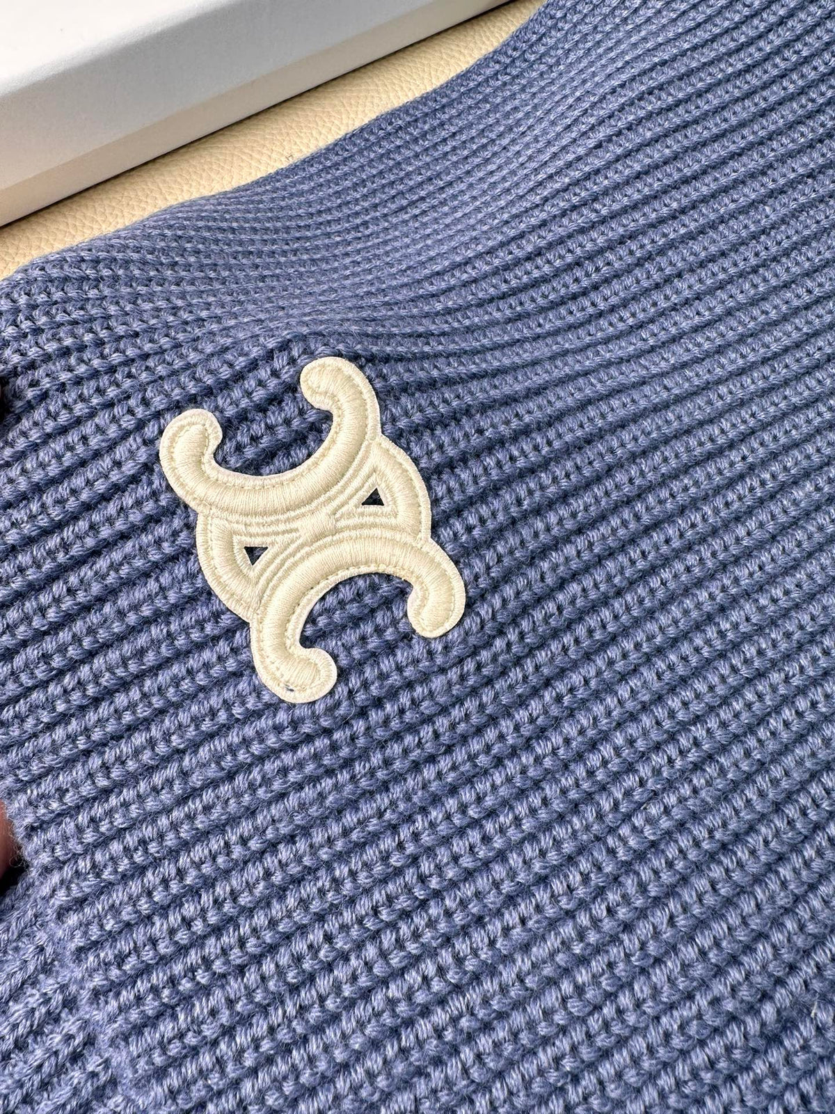 linen luxury Scarf for men - alternate angle view 4