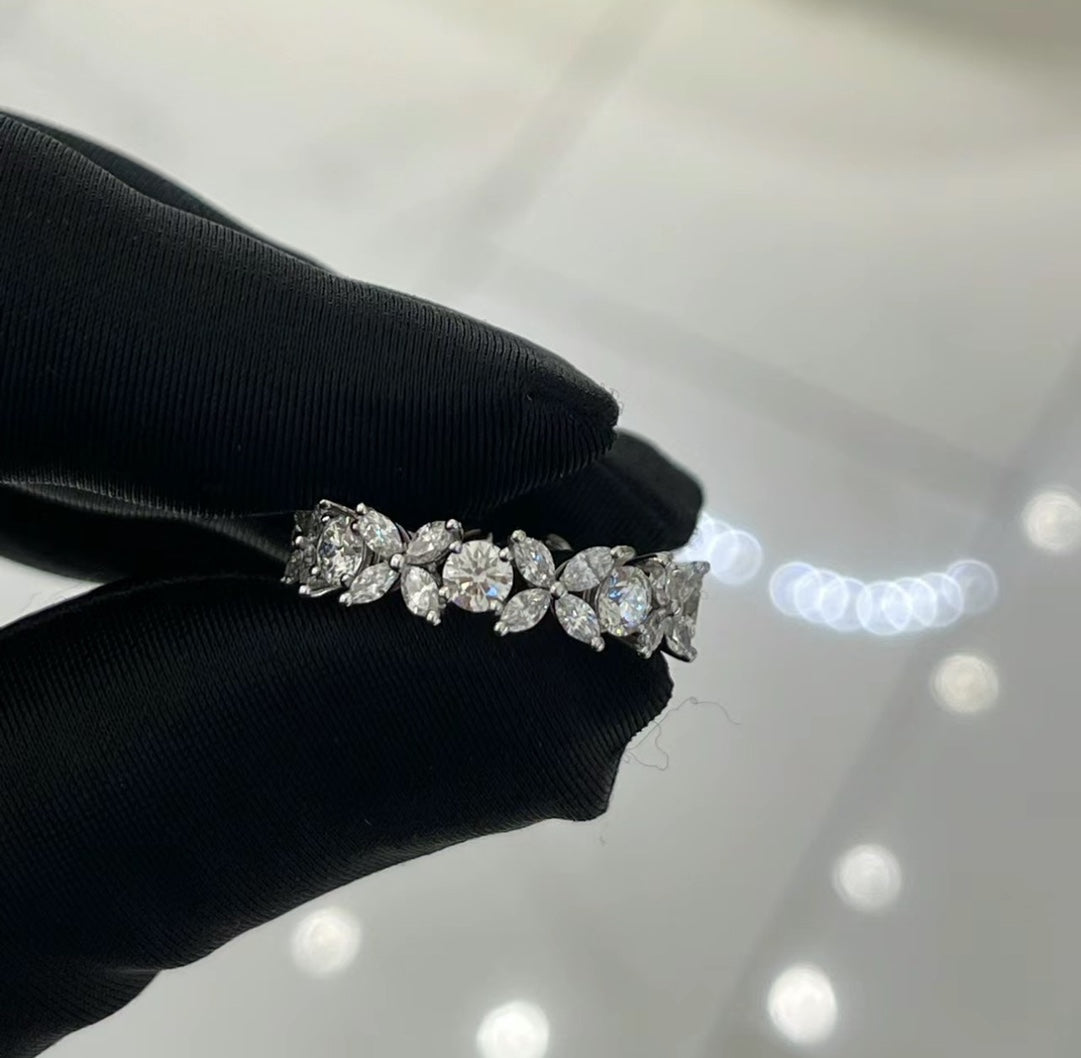 gold crystal floral Ring for women - alternate angle view 8