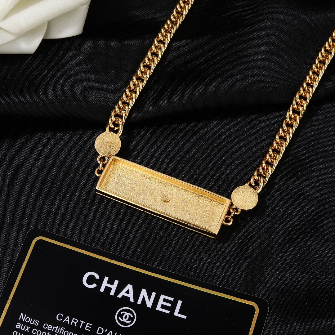 luxury Waist Chain for women - alternate angle view 6