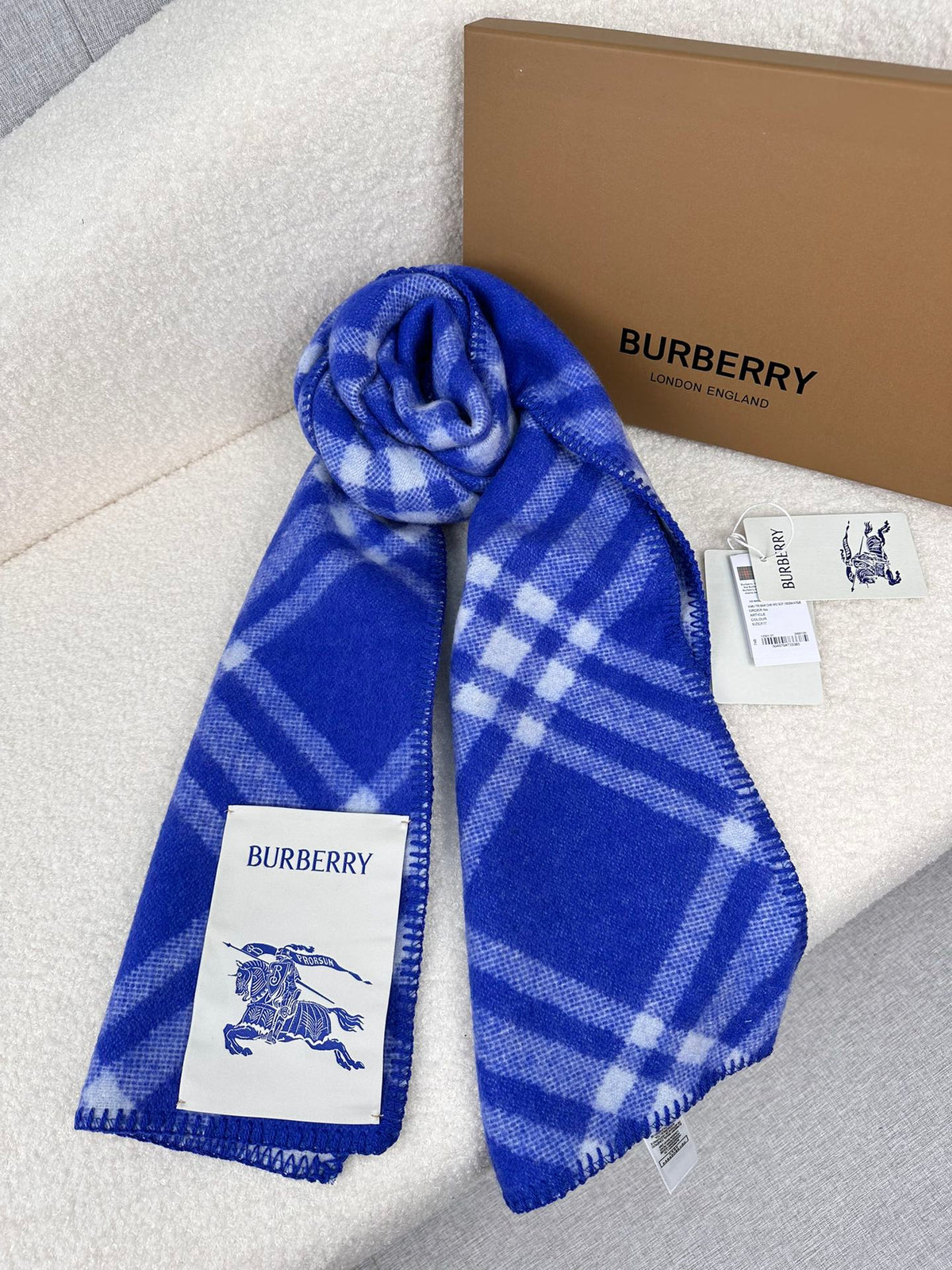 blue velvet inlaid Scarf for women - alternate angle view 9