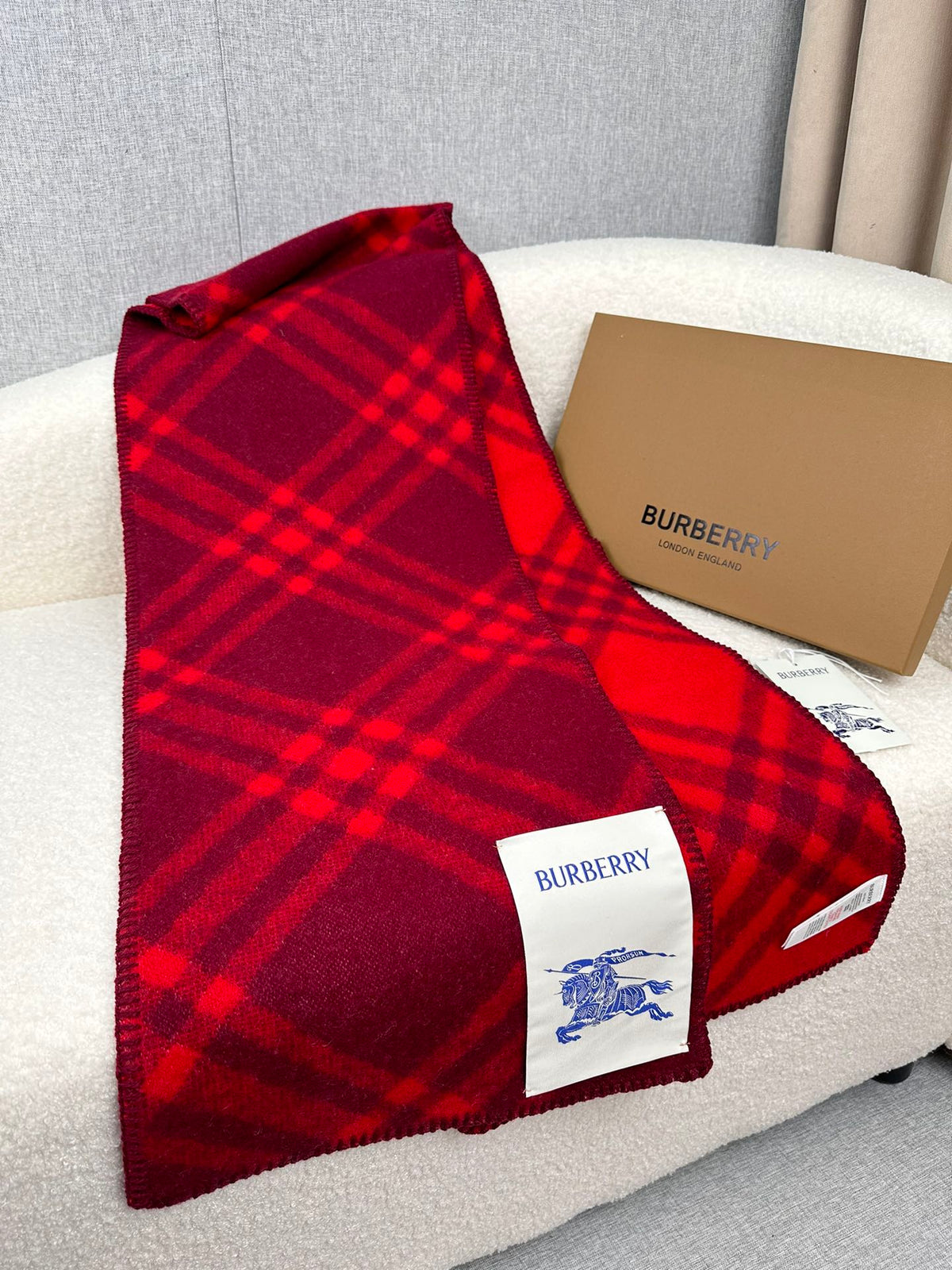 red velvet inlaid Scarf for women - alternate angle view 6