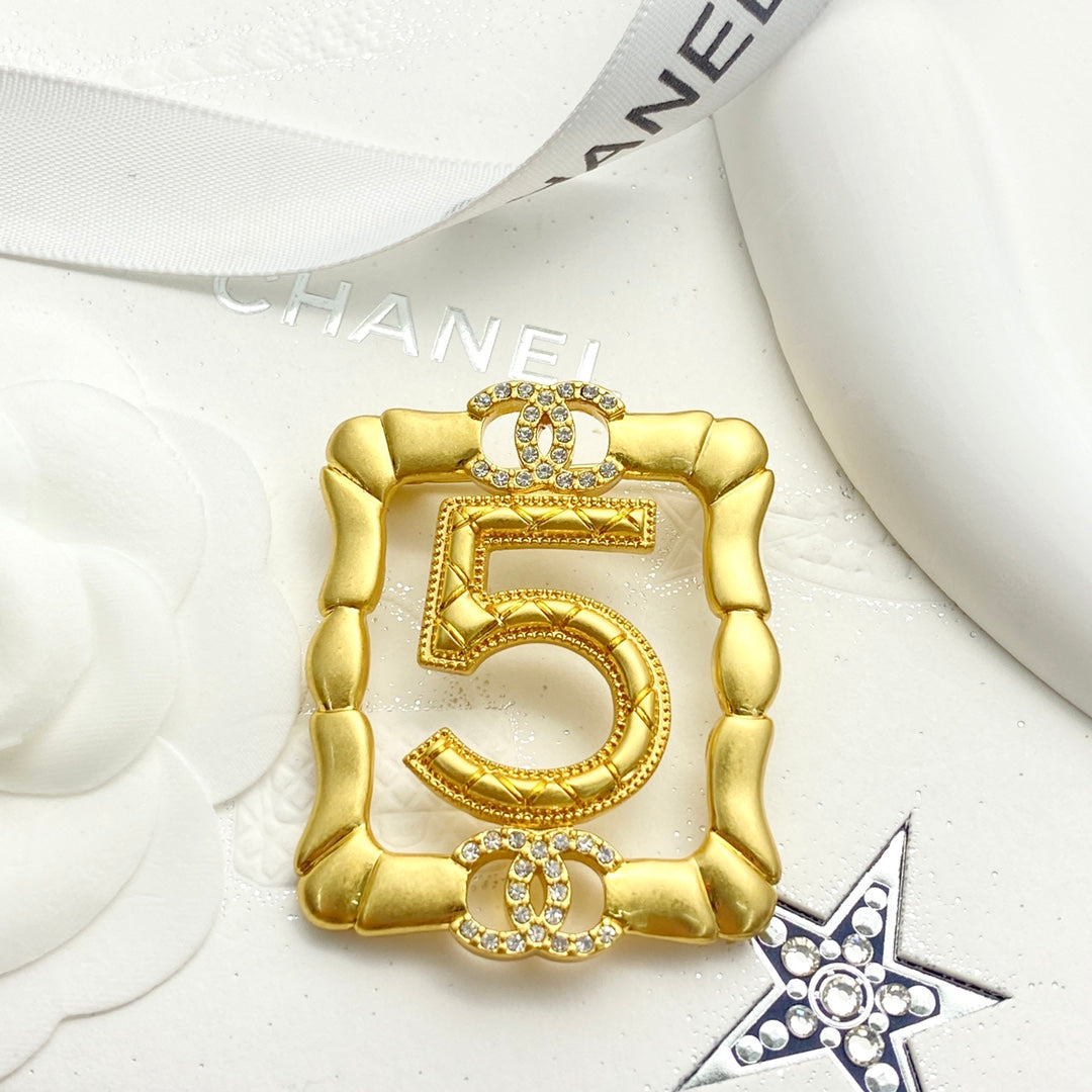 gold letter Brooch for women - alternate angle view 6