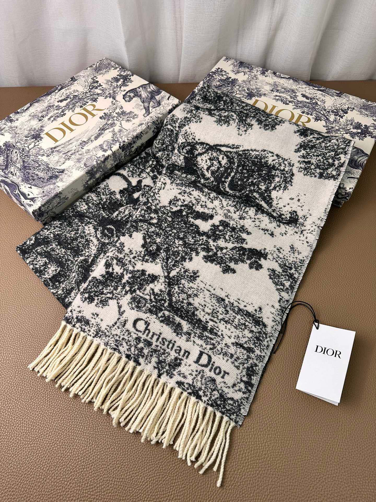 velvet elegant Scarf for women - alternate angle view 4