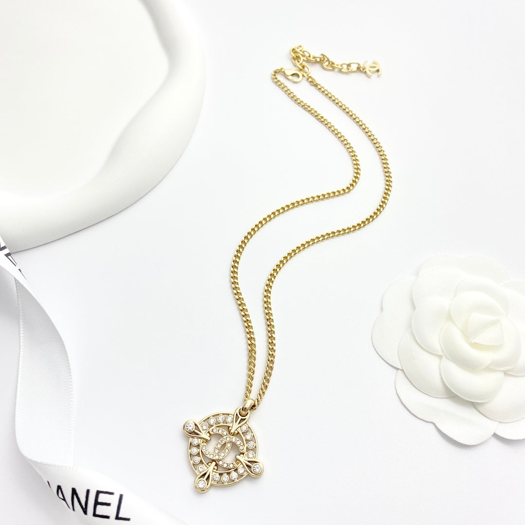 delicate Pendant for women - alternate angle view 4