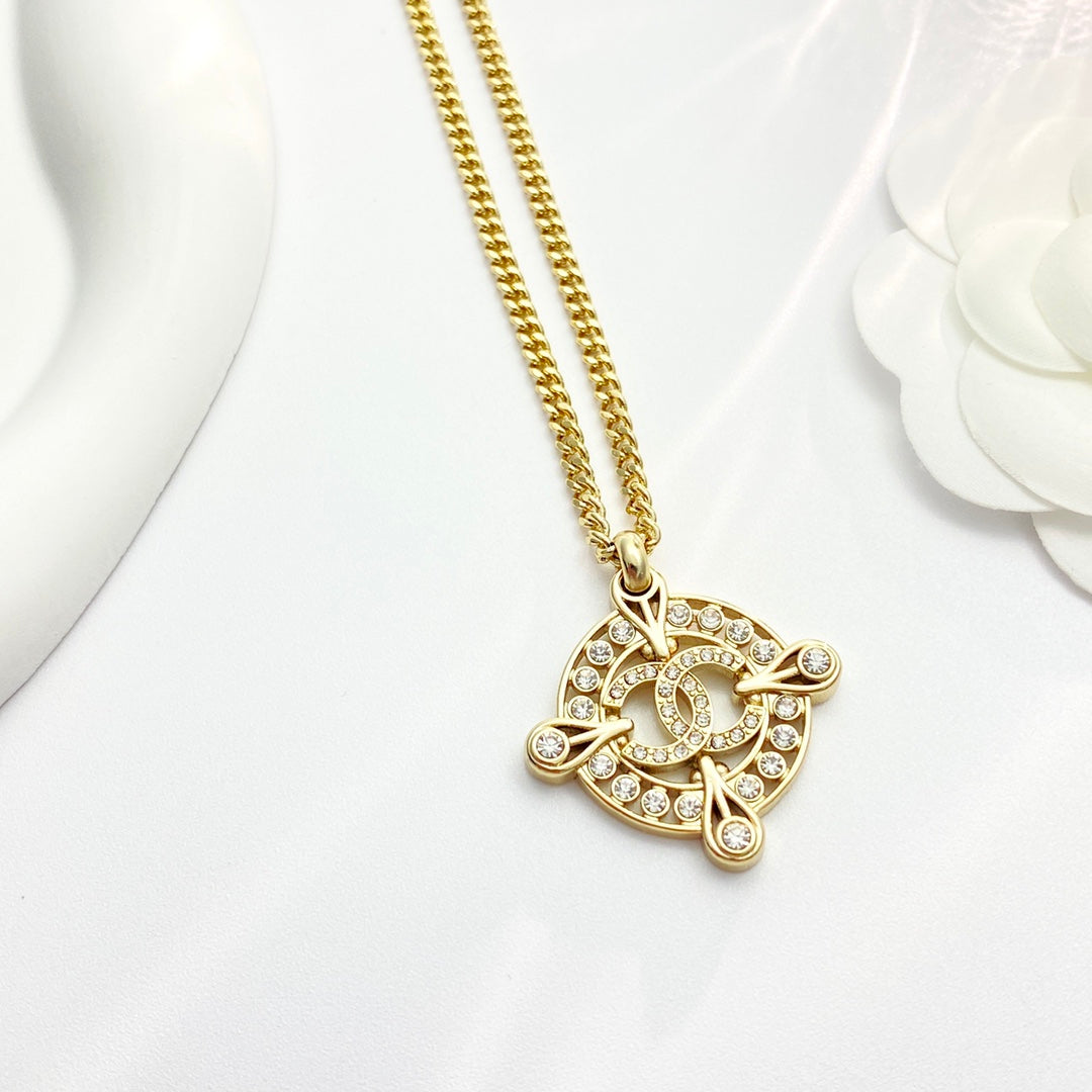 delicate Pendant for women - alternate angle view 5