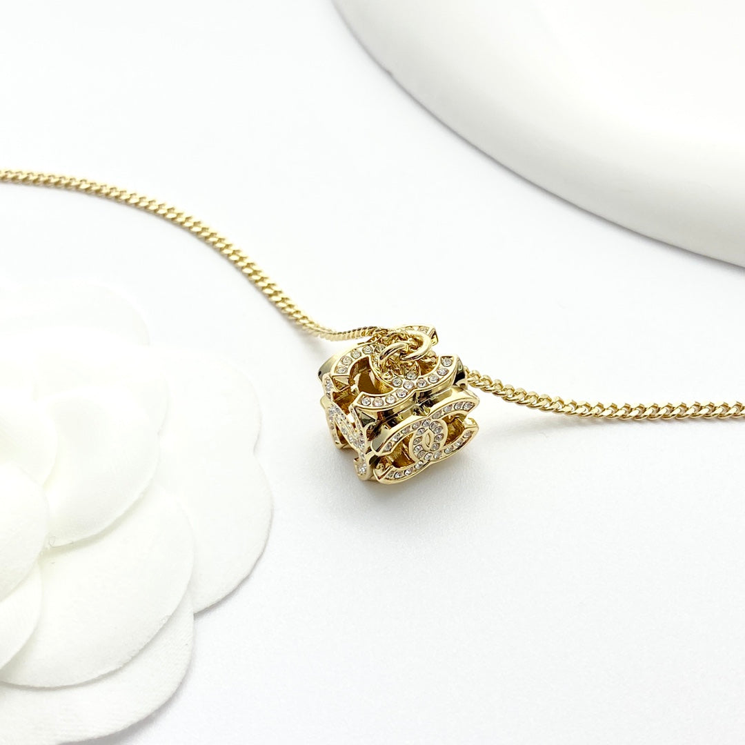 hollow Necklace for women - alternate angle view 7
