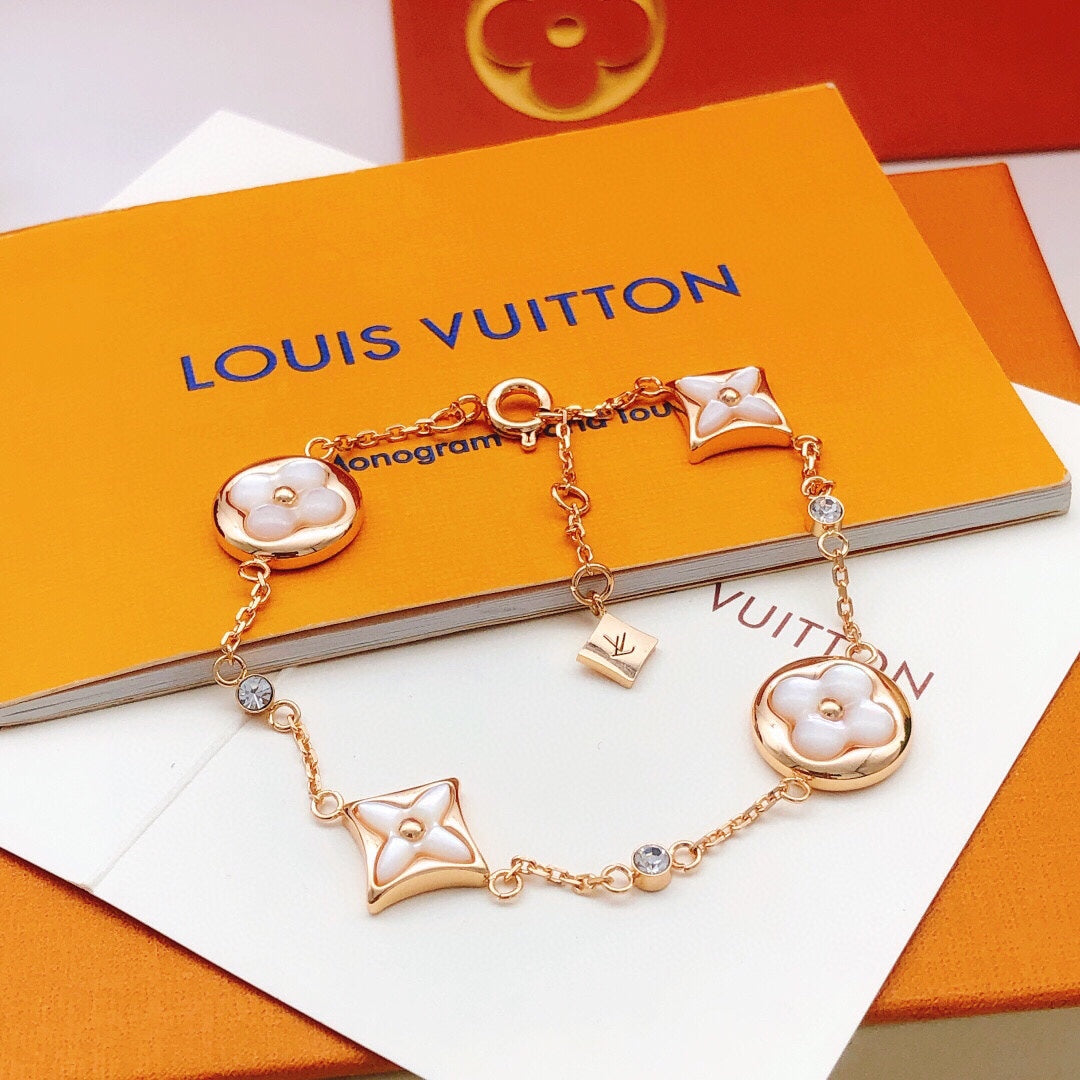 rose gold brass rose Bracelet for women - product detail view