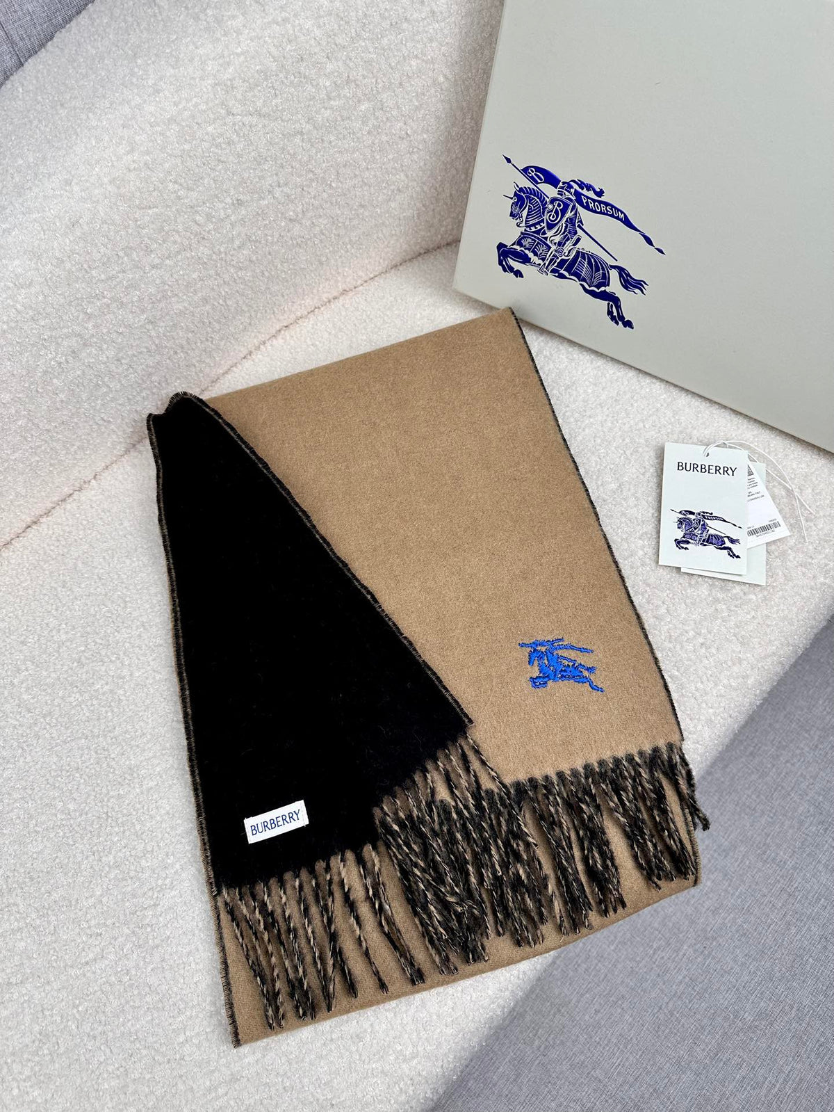 velvet minimalist Scarf for men - alternate angle view 3