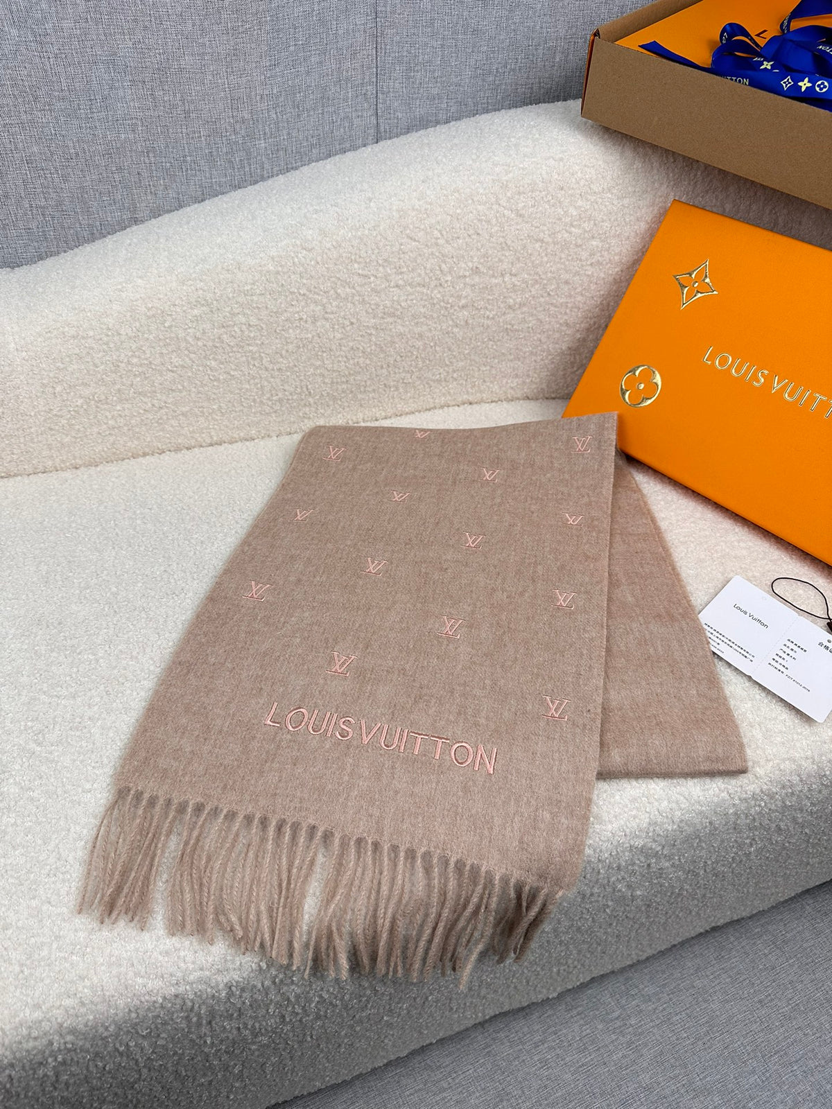 velvet minimalist Scarf for men - alternate angle view 2