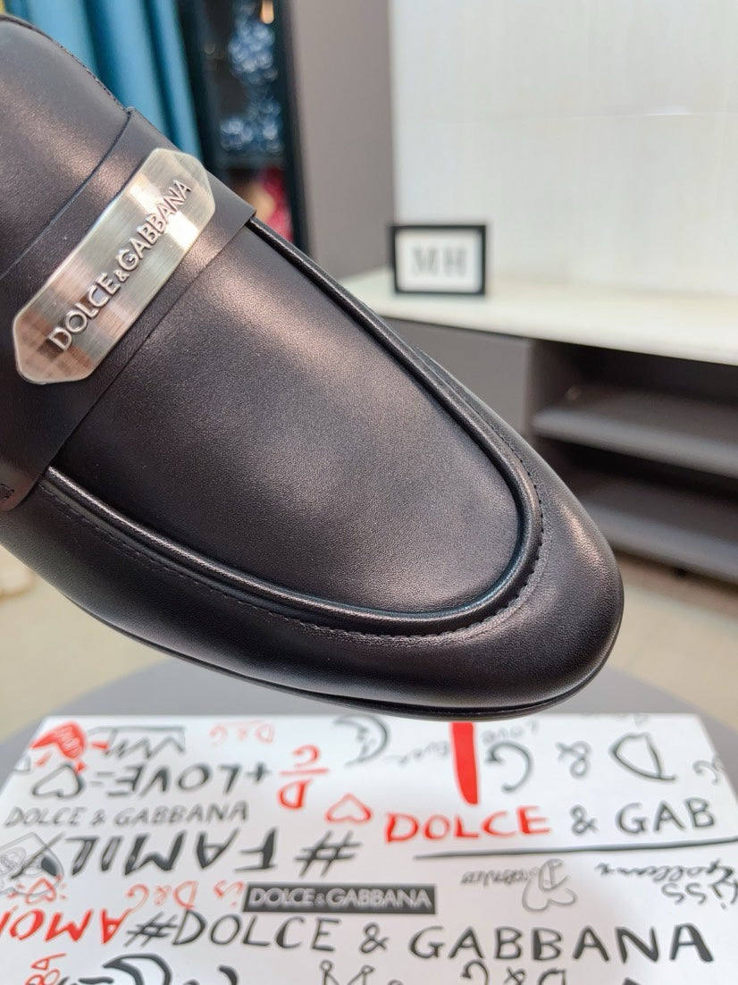 Dolce & Gabbana DG Men's Dress Shoes in Premium Calfskin