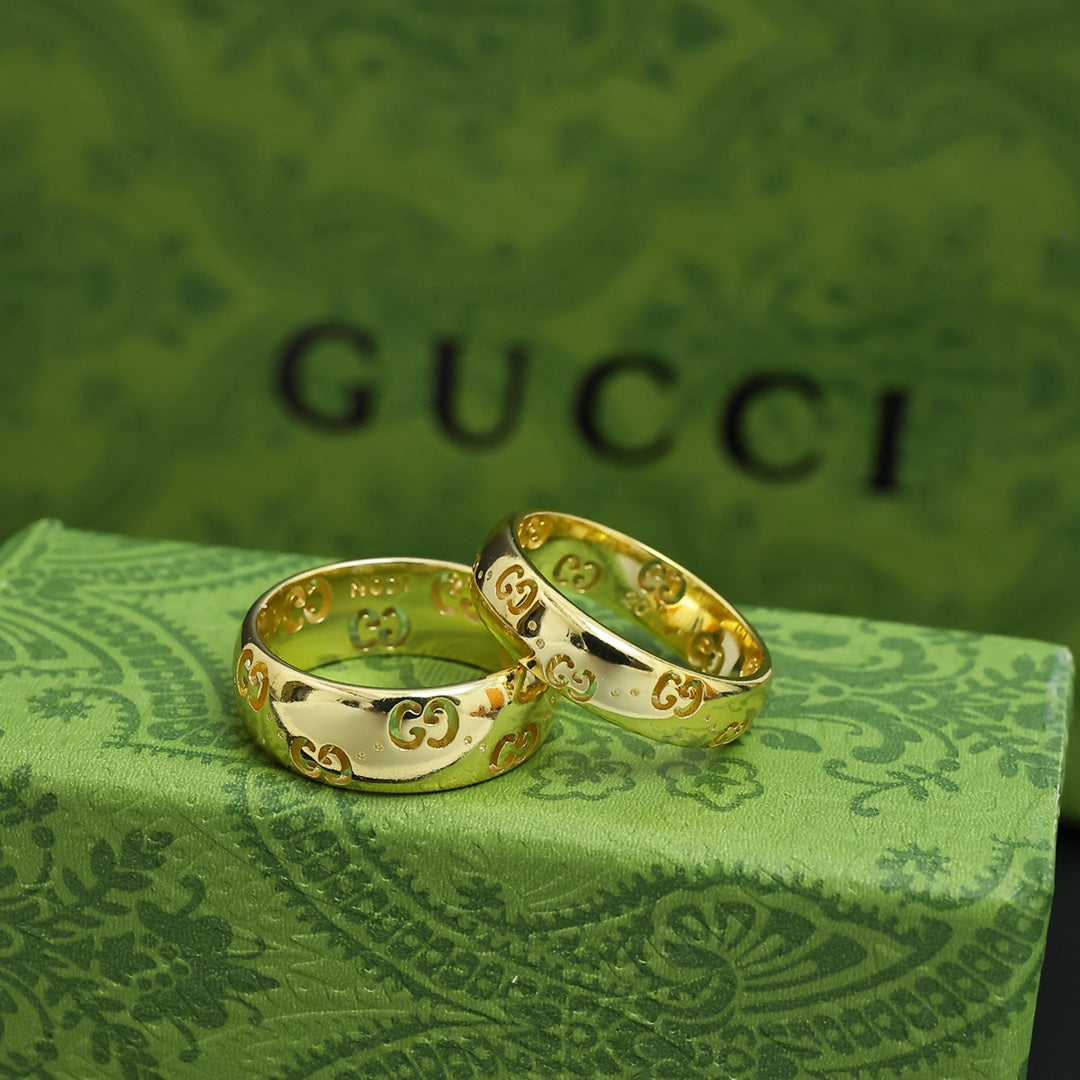 gold double g Ring for unisex couple - alternate angle view 3
