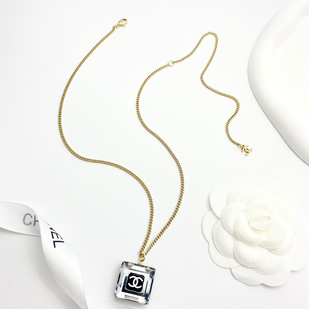 acrylic elegant Necklace for women - alternate angle view 2