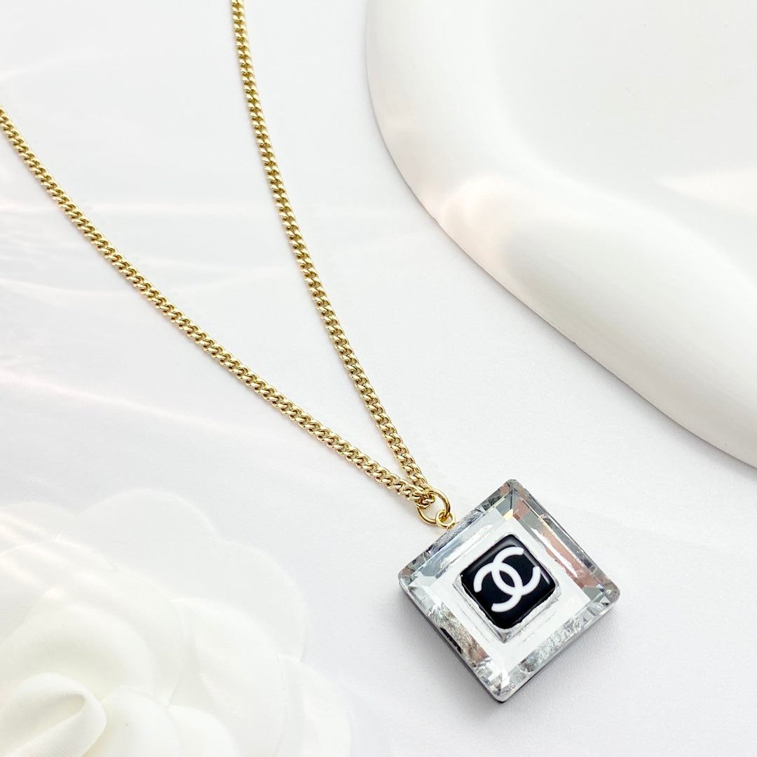 acrylic elegant Necklace for women - alternate angle view 3