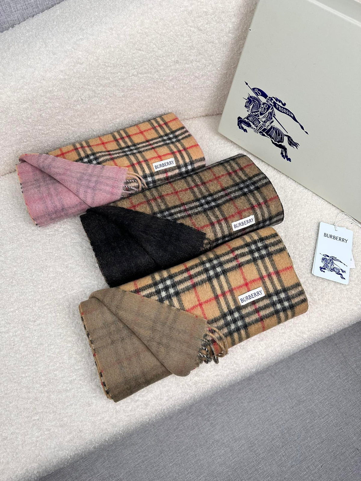 velvet luxury Scarf for men - alternate angle view 9