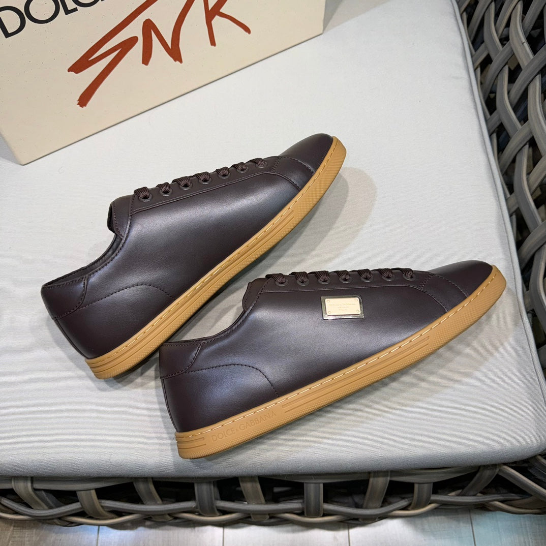 Dolce & Gabbana DG Men's Casual Sneakers with Signature Metal Buckle