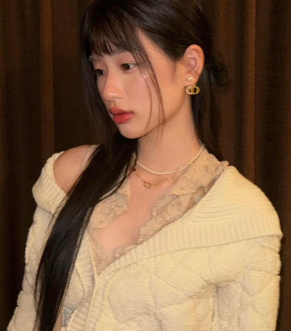 Necklace for women - alternate angle view 3