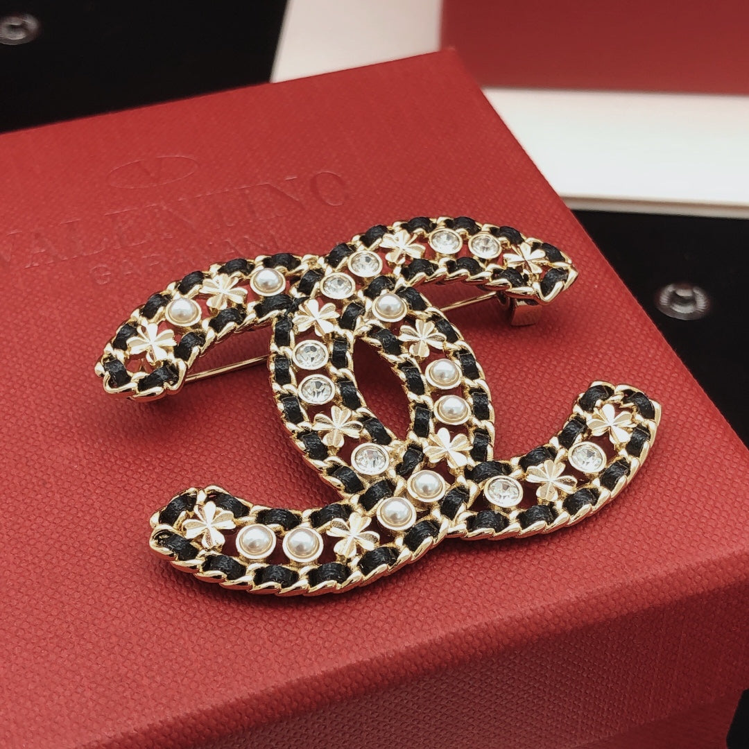 white pearl butterfly Brooch for women - alternate angle view 6