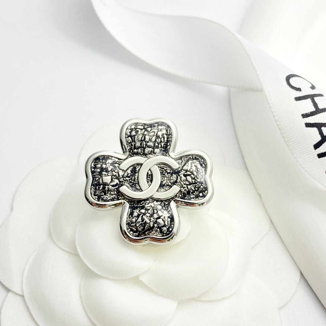 silver metal clover Brooch for women - alternate angle view 7