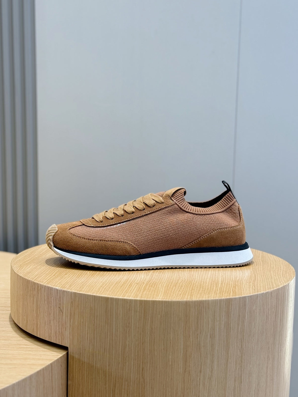 Dolce & Gabbana DG Cushion Mixed-Material Casual Sneakers