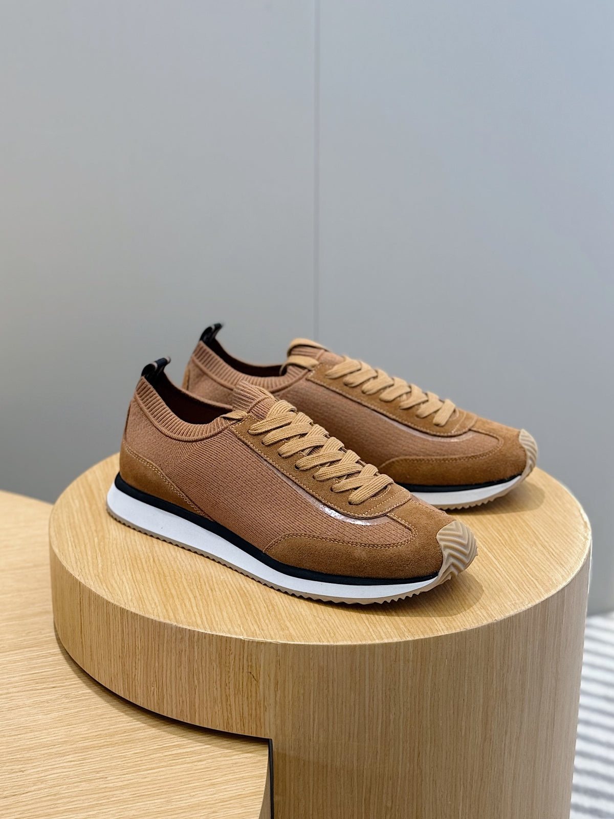 Dolce & Gabbana DG Cushion Mixed-Material Casual Sneakers