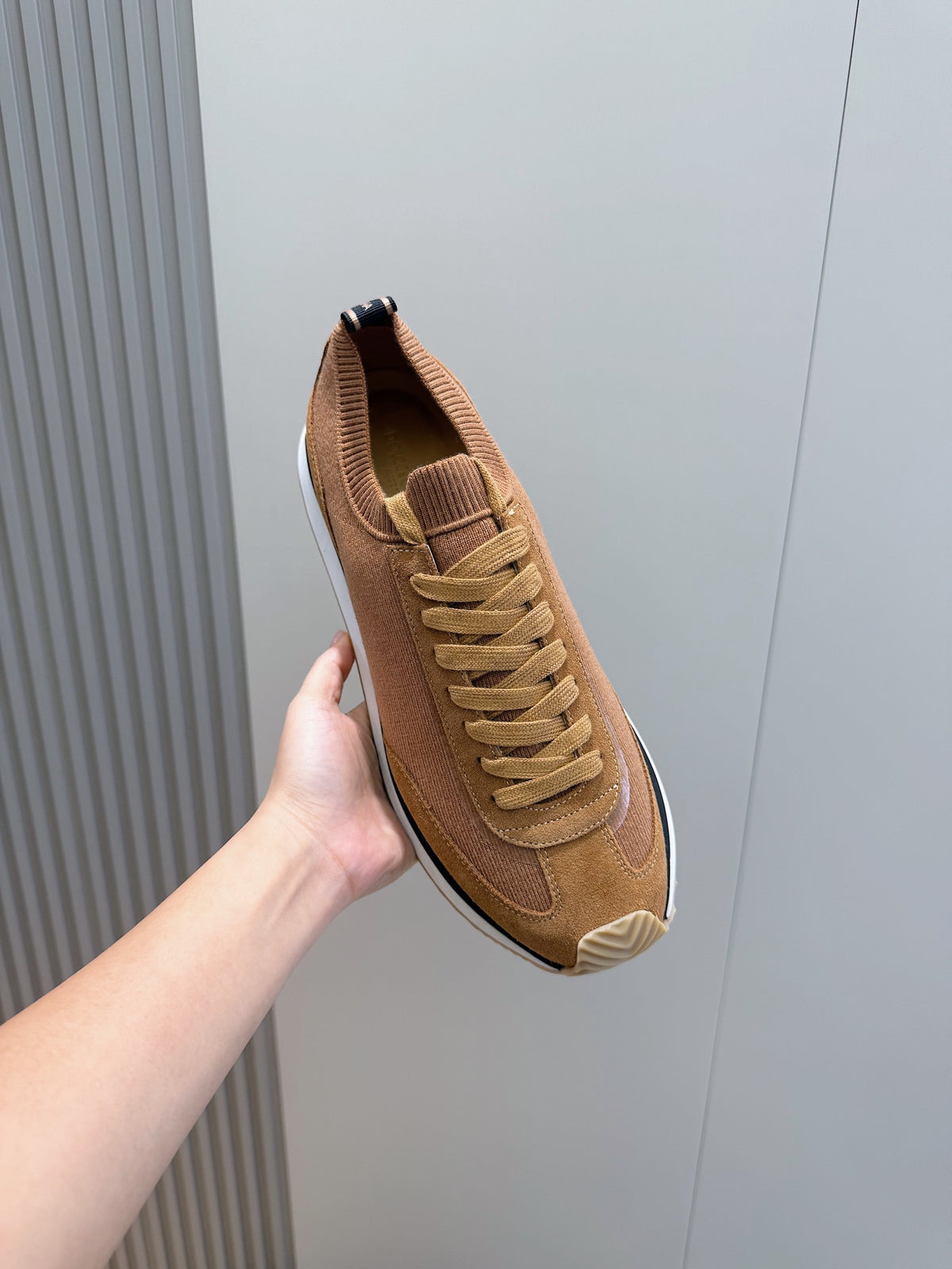Dolce & Gabbana DG Cushion Mixed-Material Casual Sneakers