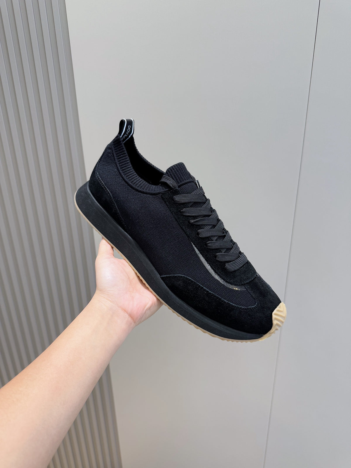 Dolce & Gabbana DG Cushion Mixed-Material Casual Sneakers