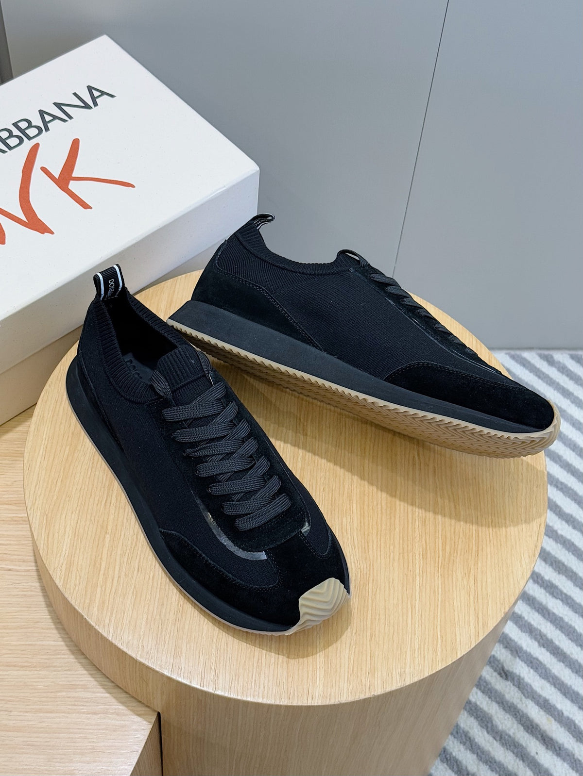 Dolce & Gabbana DG Cushion Mixed-Material Casual Sneakers
