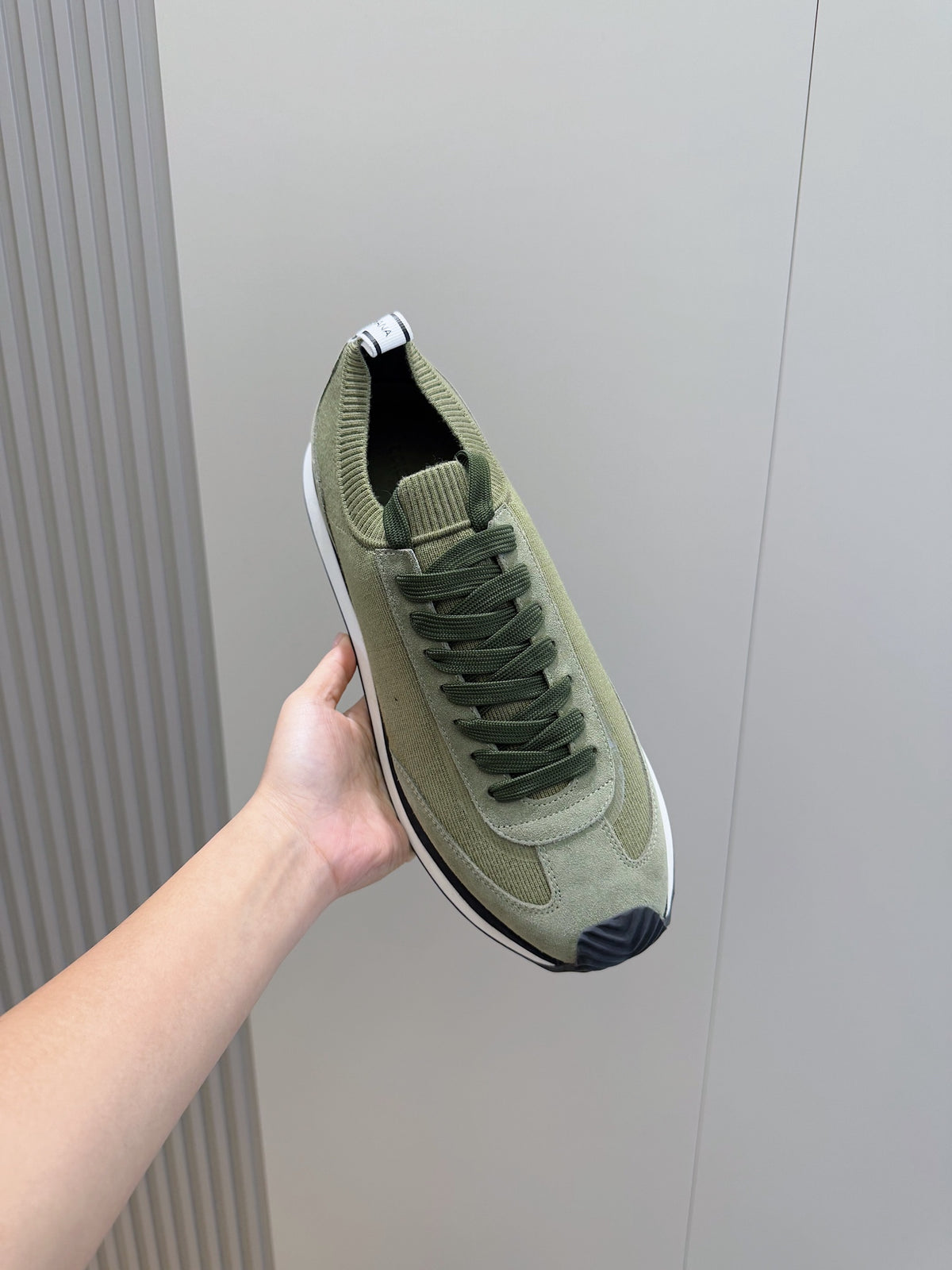 Dolce & Gabbana DG Cushion Mixed-Material Casual Sneakers