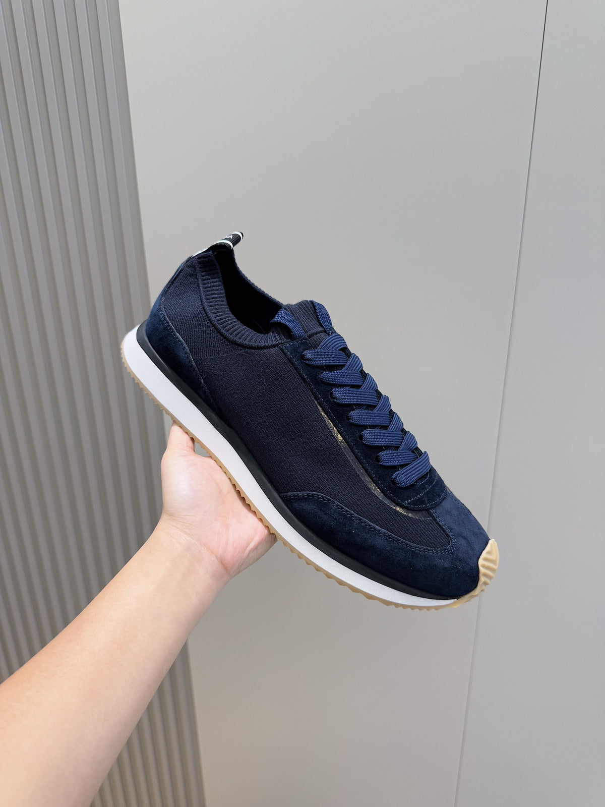Dolce & Gabbana DG Cushion Mixed-Material Casual Sneakers