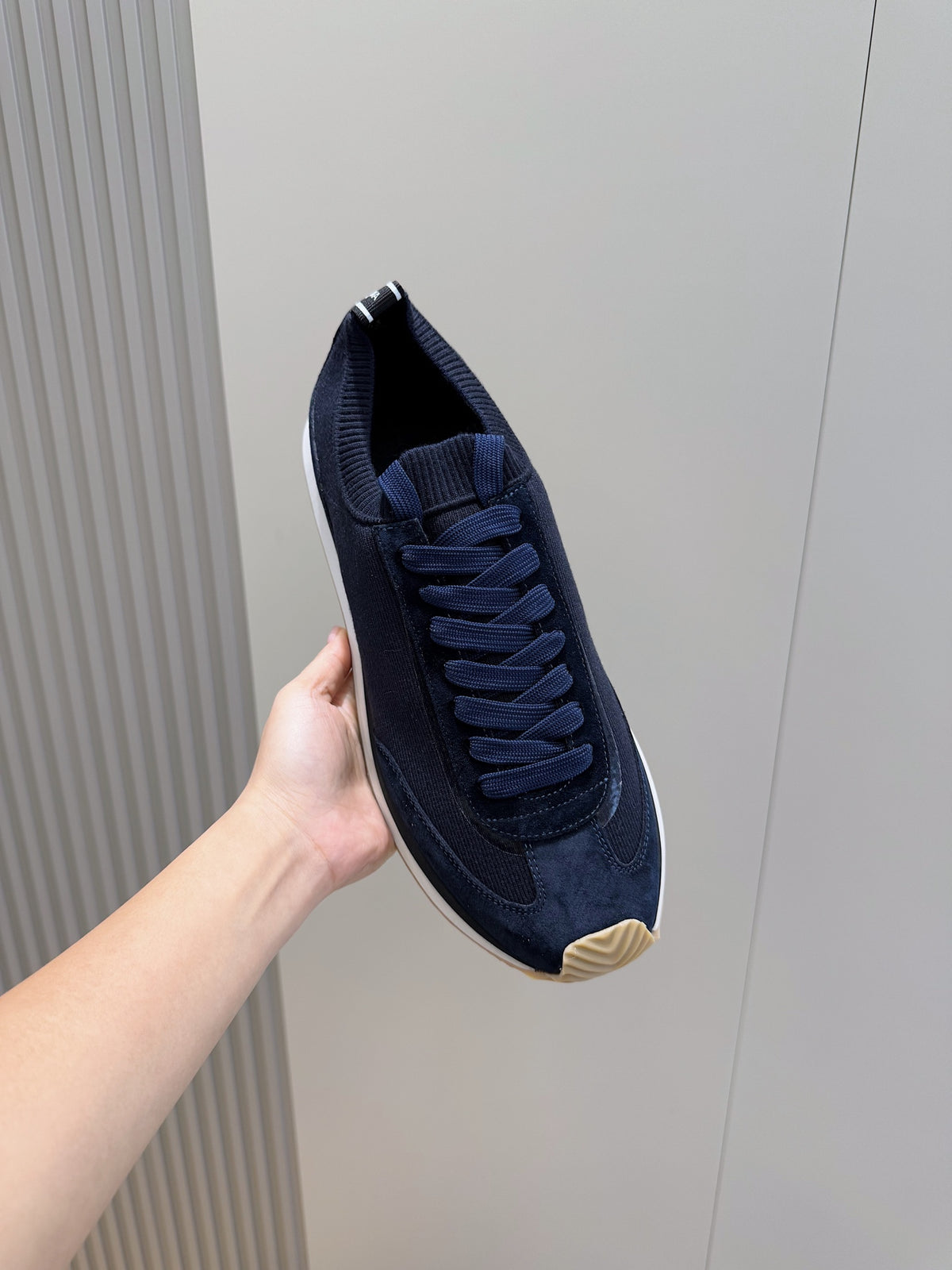 Dolce & Gabbana DG Cushion Mixed-Material Casual Sneakers
