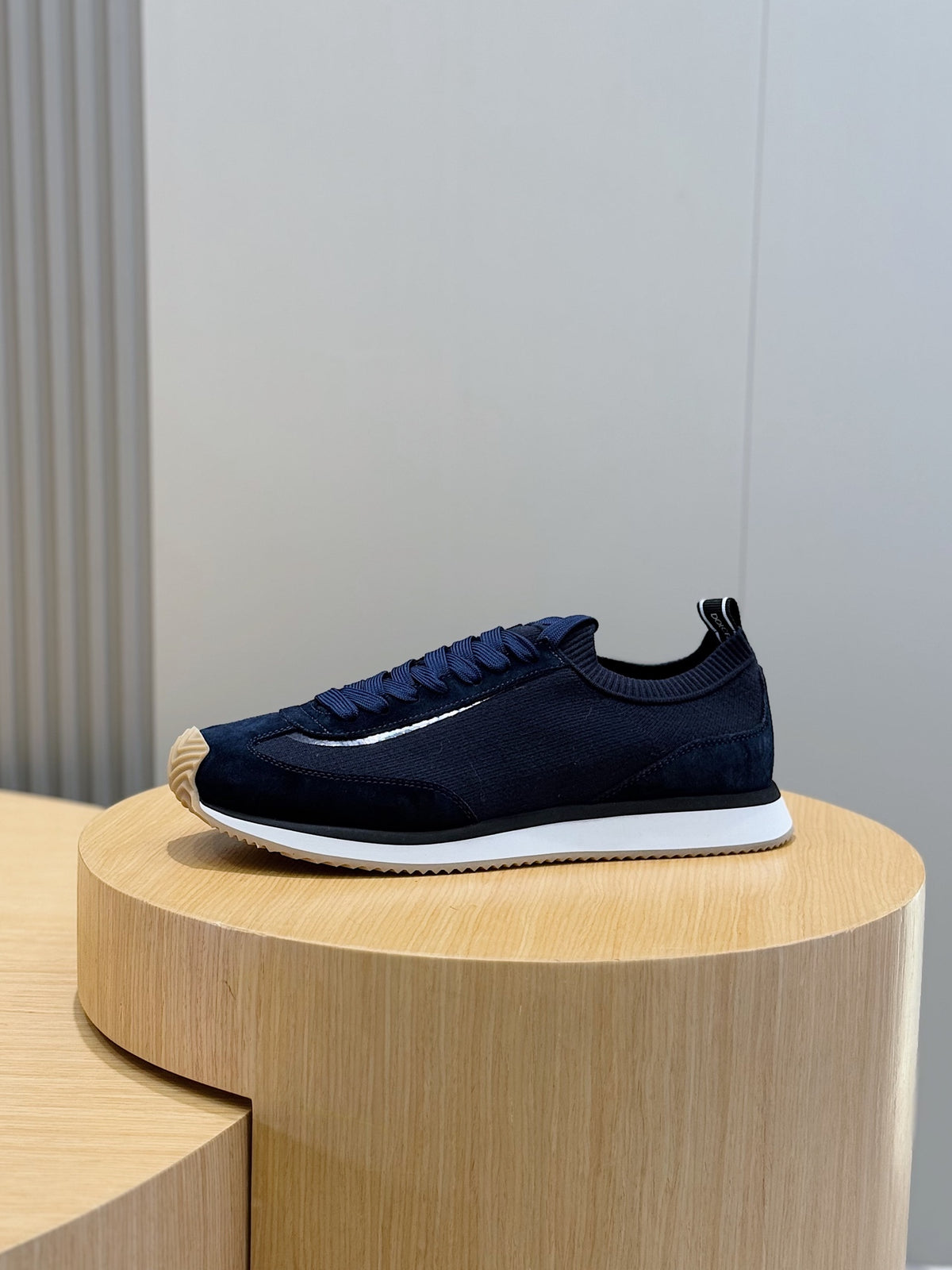 Dolce & Gabbana DG Cushion Mixed-Material Casual Sneakers