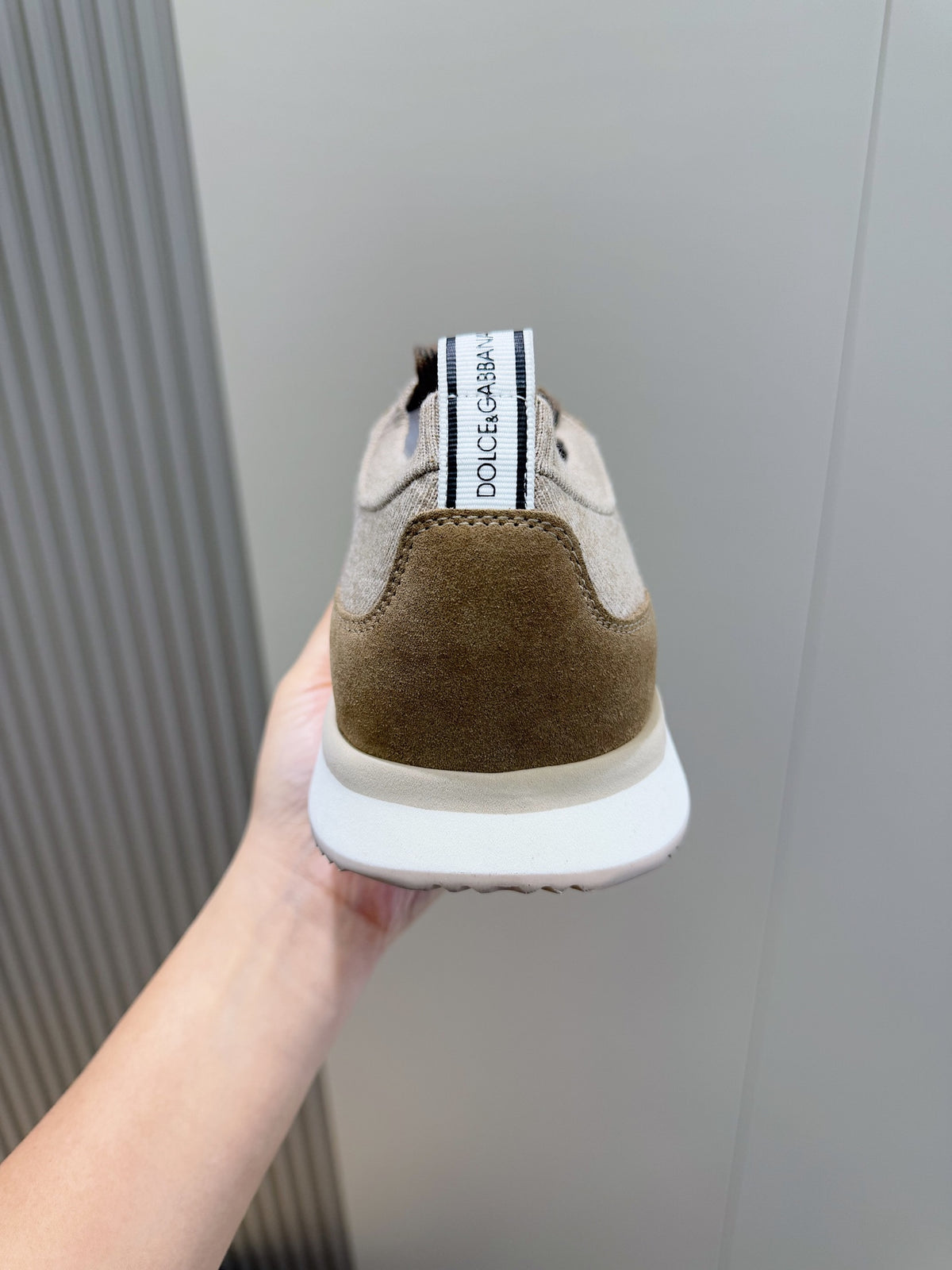 Dolce & Gabbana DG Cushion Mixed-Material Casual Sneakers