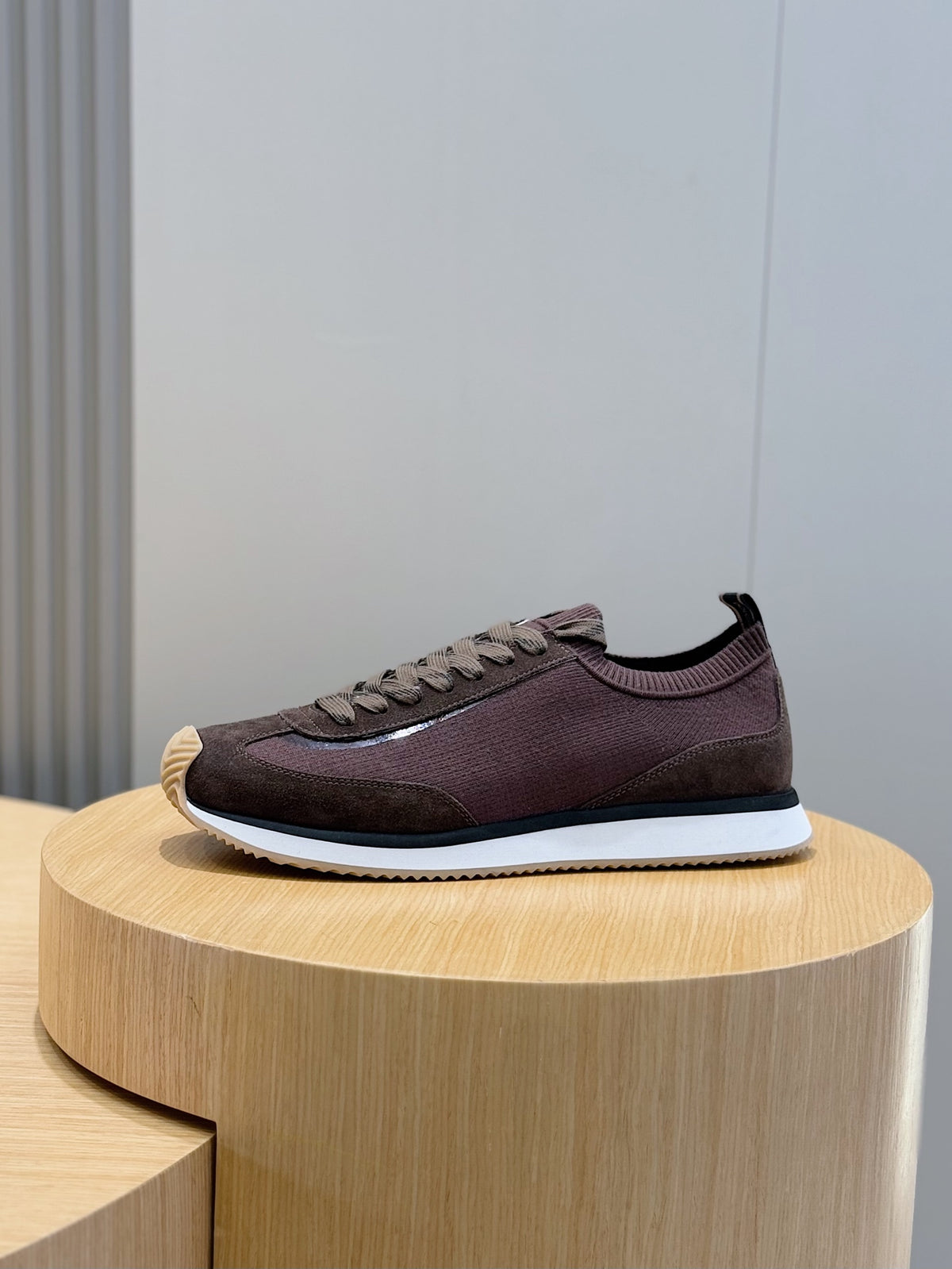 Dolce & Gabbana DG Cushion Mixed-Material Casual Sneakers