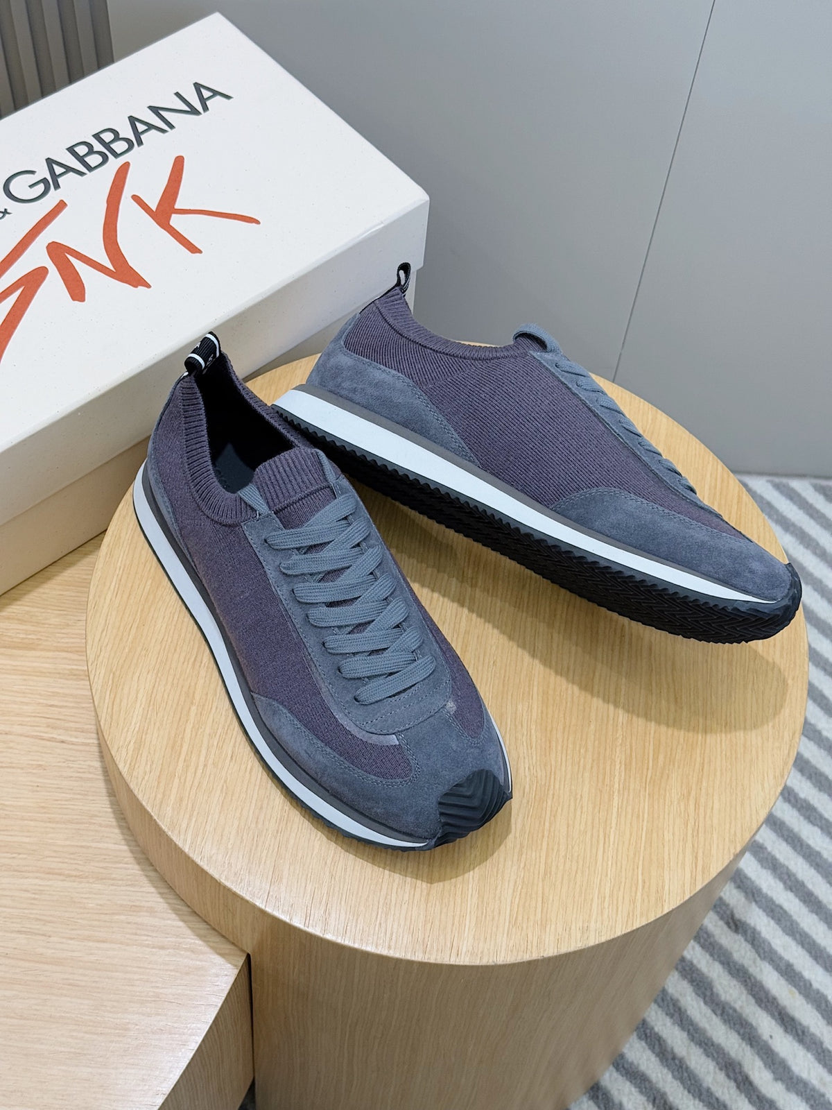 Dolce & Gabbana DG Cushion Mixed-Material Casual Sneakers