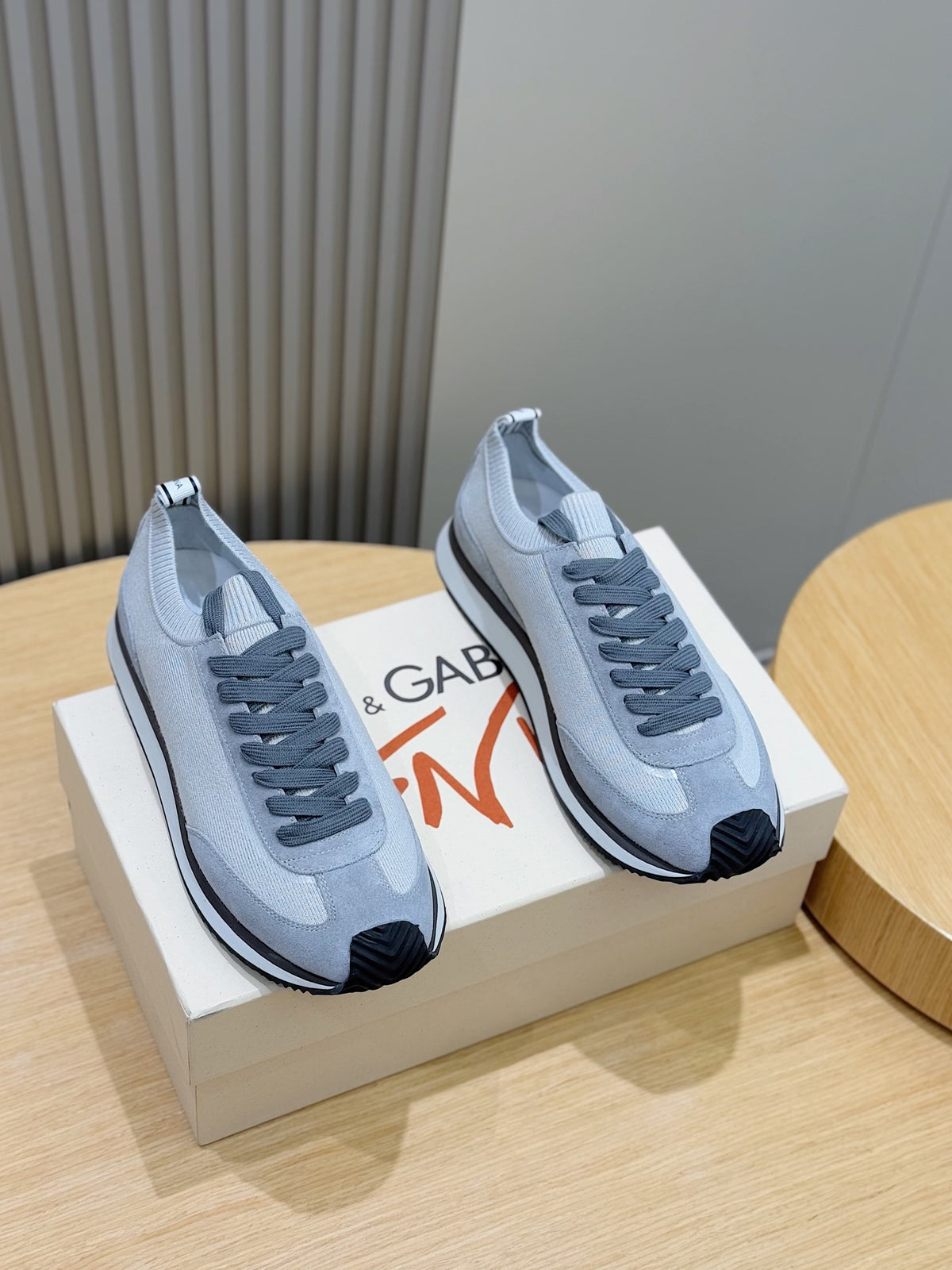 Dolce & Gabbana DG Cushion Mixed-Material Casual Sneakers