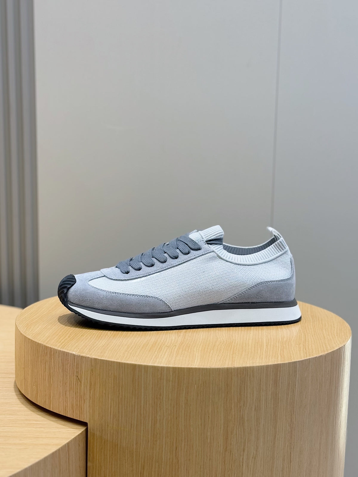 Dolce & Gabbana DG Cushion Mixed-Material Casual Sneakers
