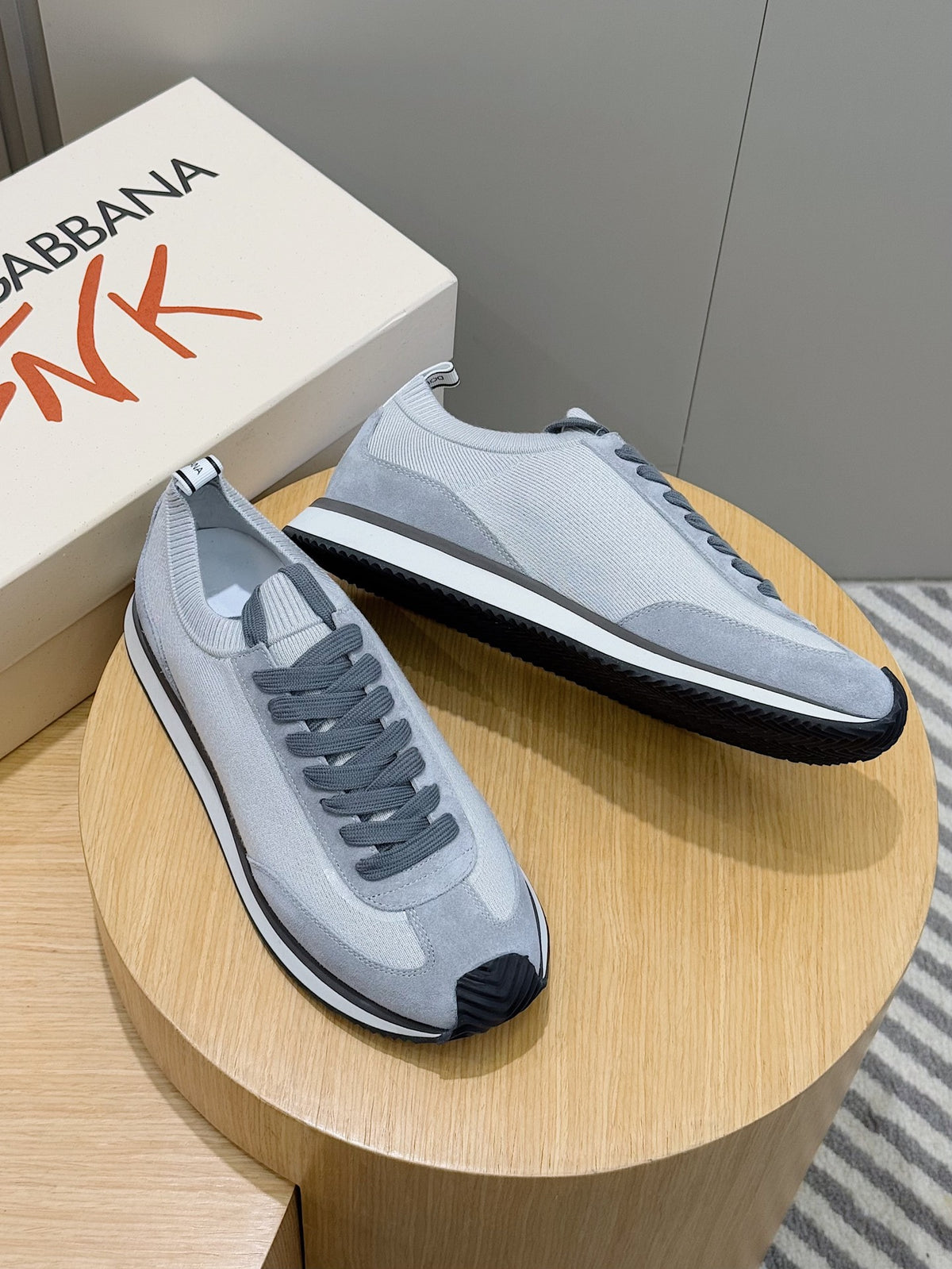 Dolce & Gabbana DG Cushion Mixed-Material Casual Sneakers