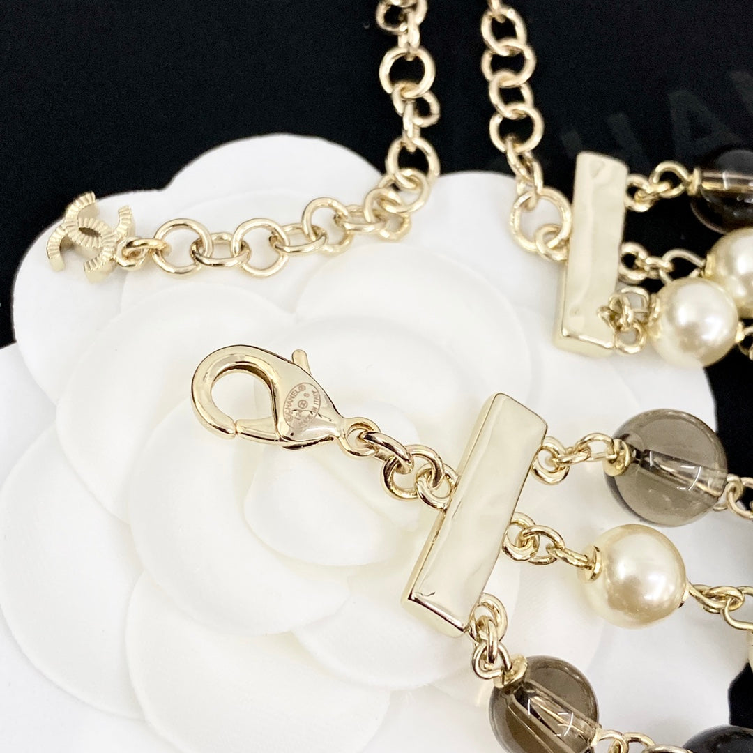 black and white pearl floral Necklace for women - alternate angle view 7