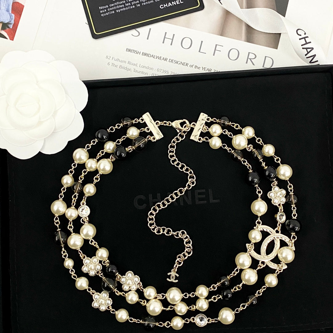 black and white pearl floral Necklace for women - alternate angle view 6