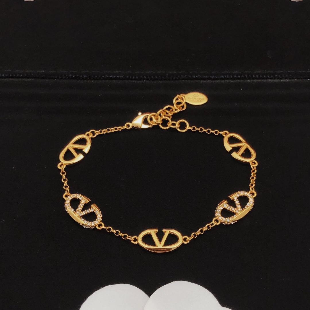 gold brass Bracelet for women - alternate angle view 5