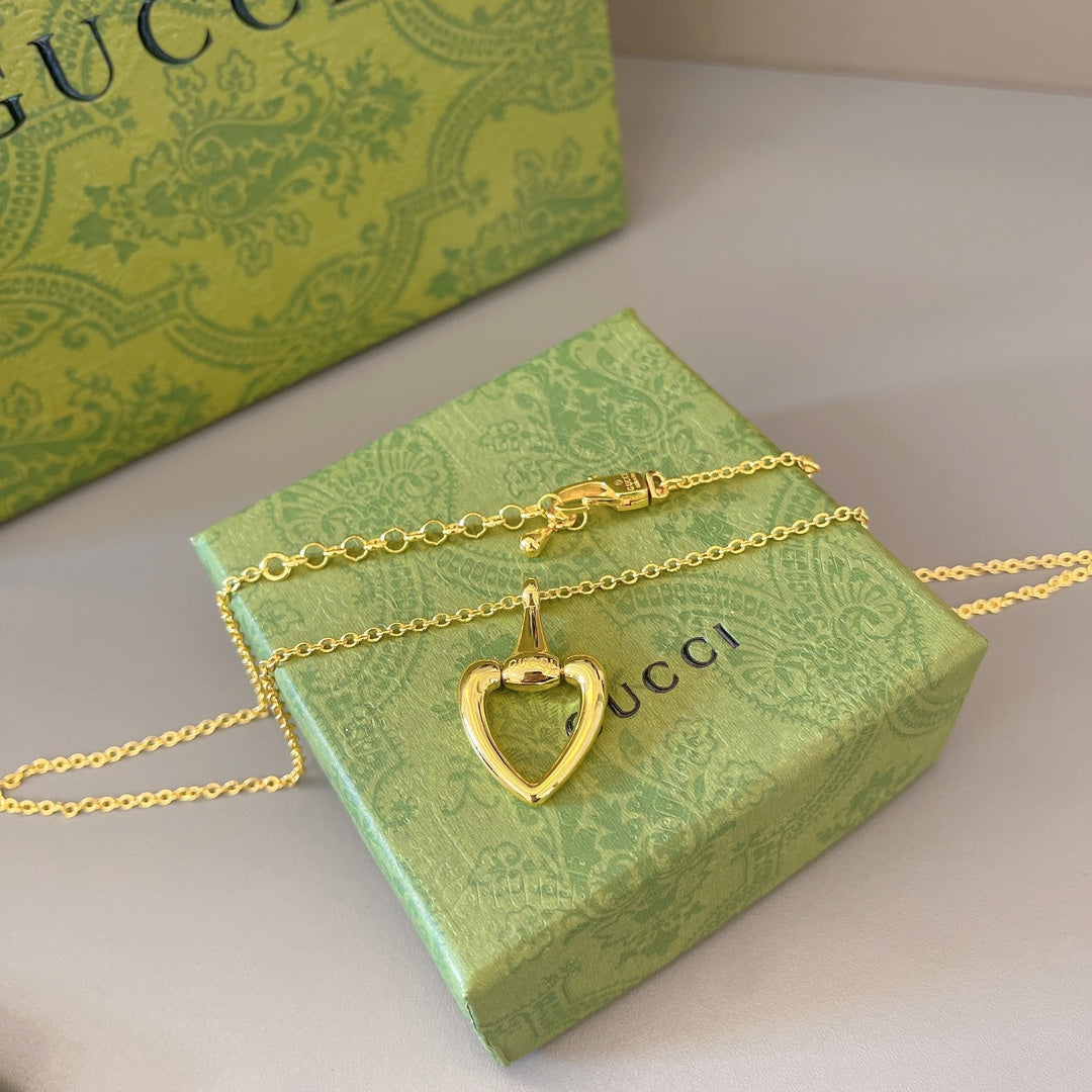 gold heart Pendant for men - alternate angle view 4