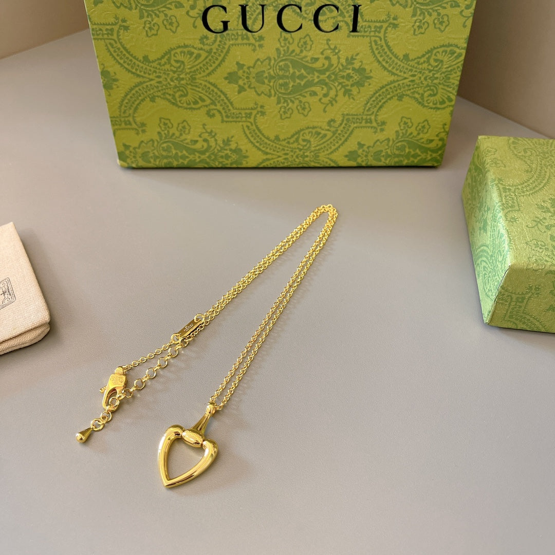 gold heart Pendant for men - alternate angle view 9
