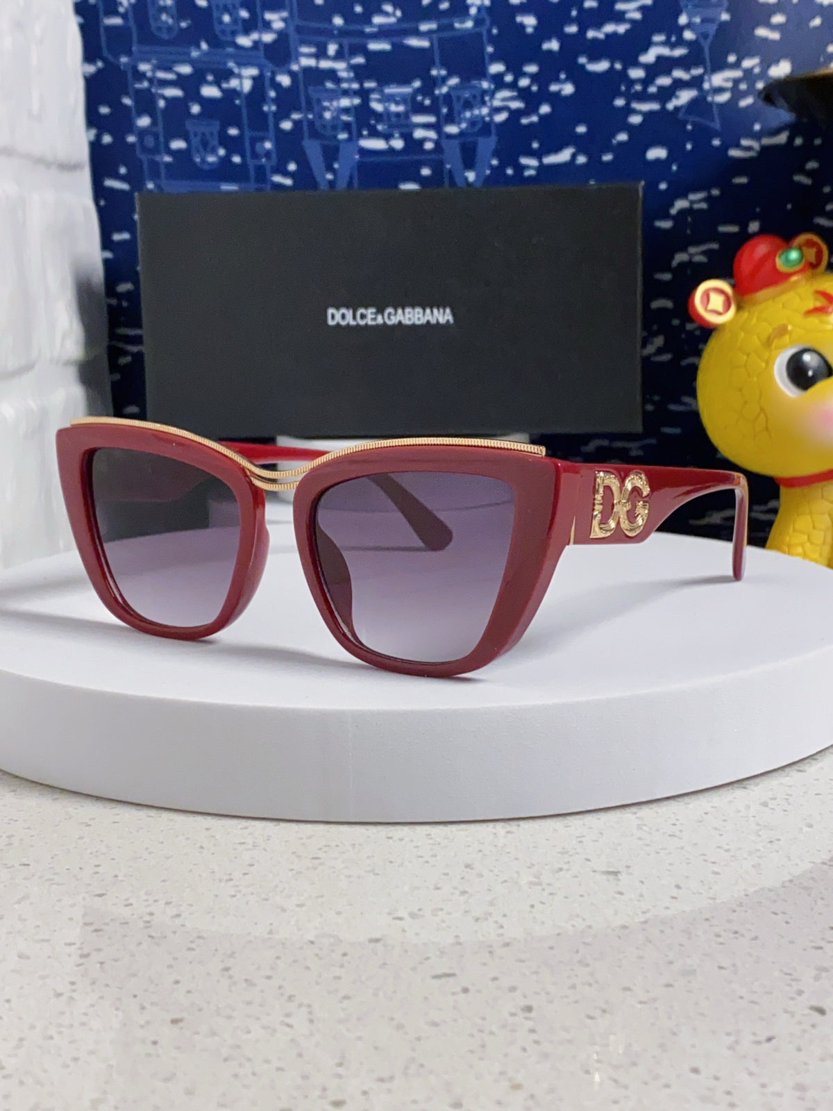 sun Sunglasses for men - product detail view